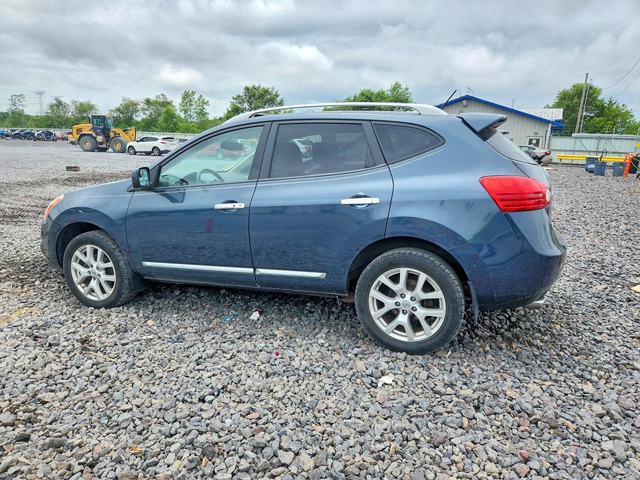 Nissan Rogue S