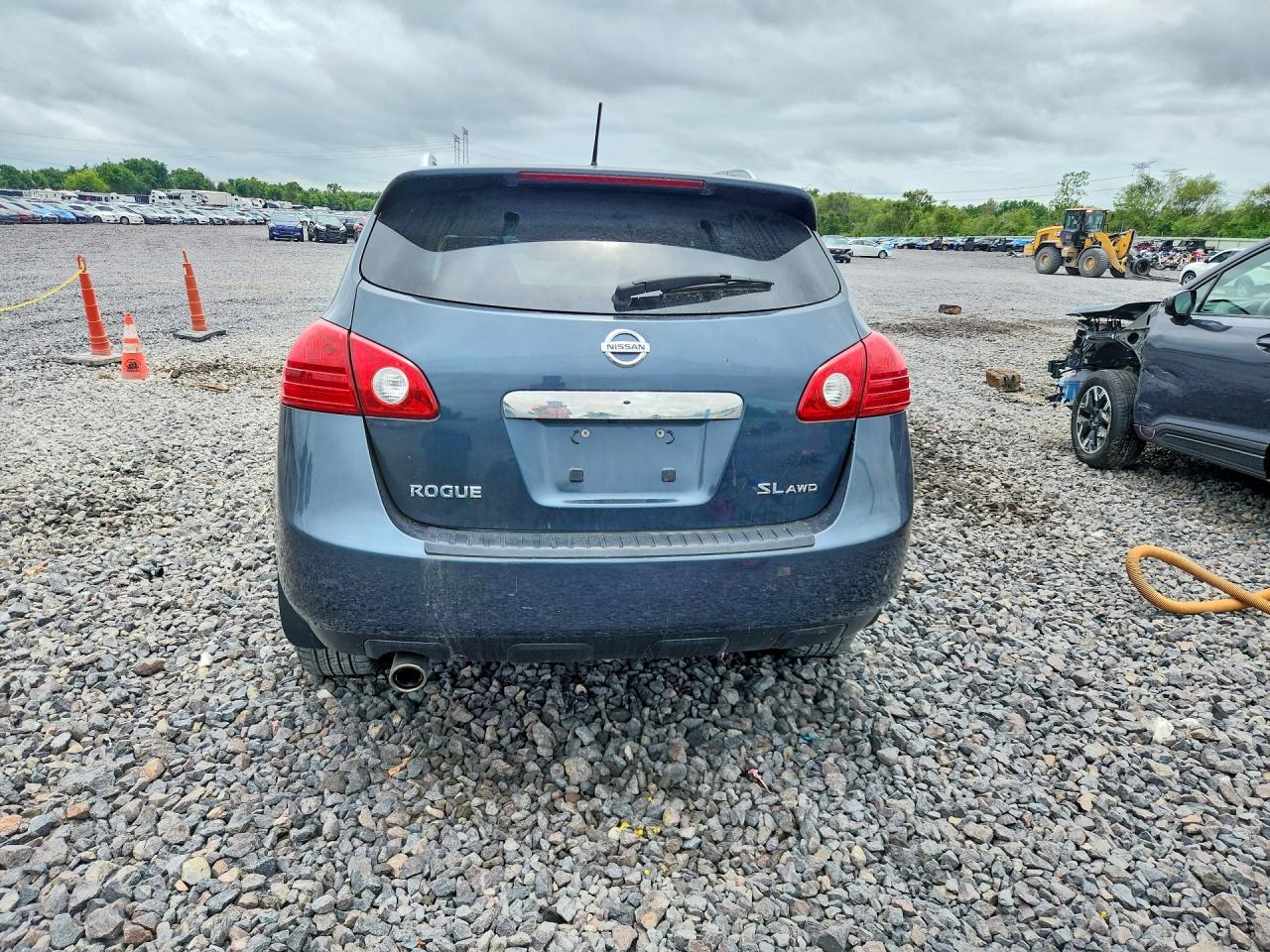 Nissan Rogue S