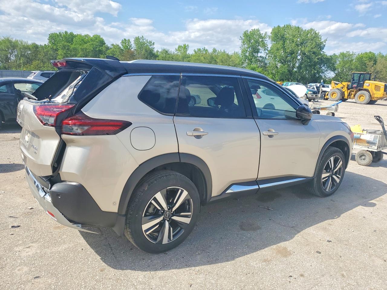 Nissan Rogue Platinum