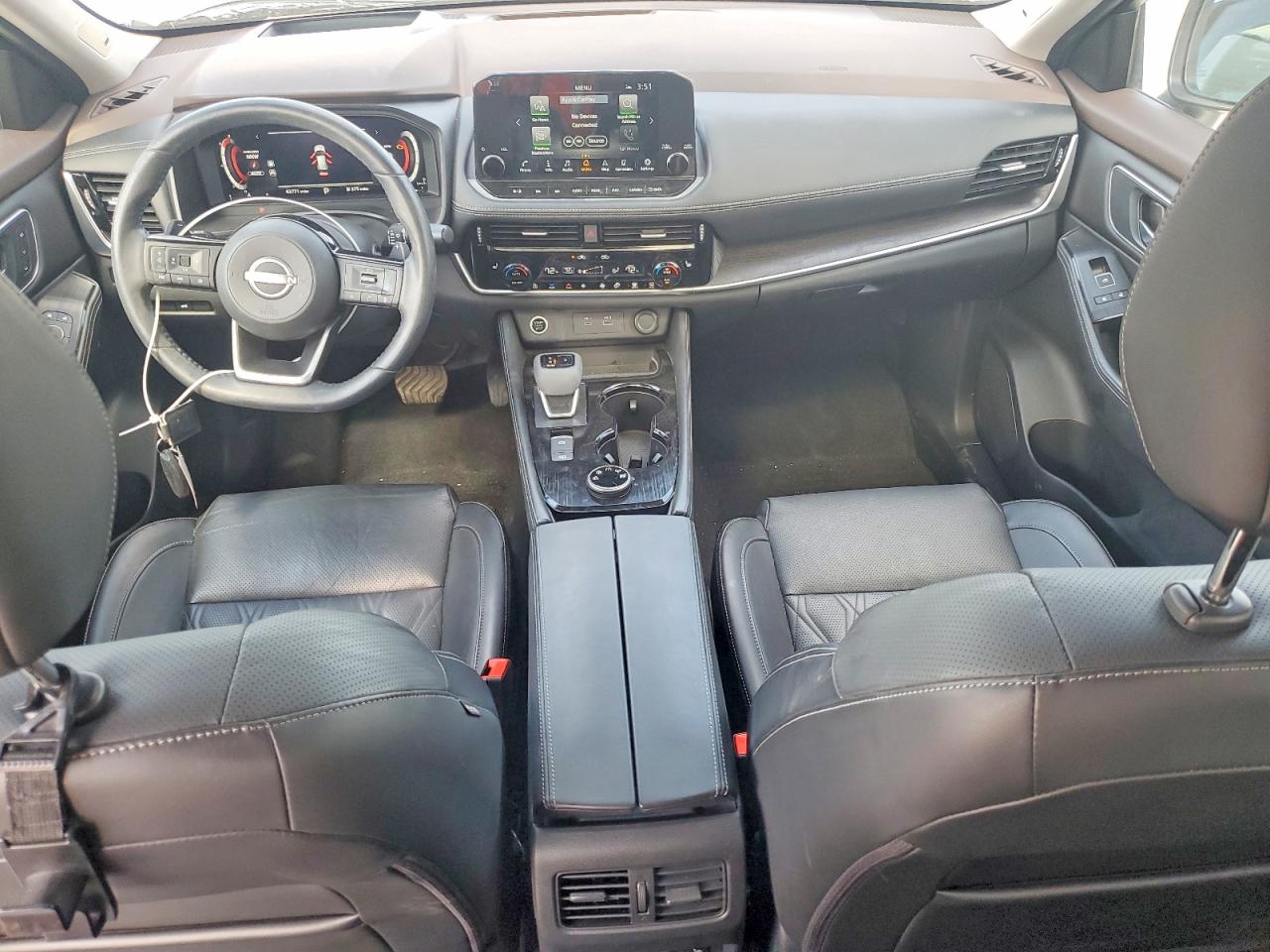 Nissan Rogue Platinum