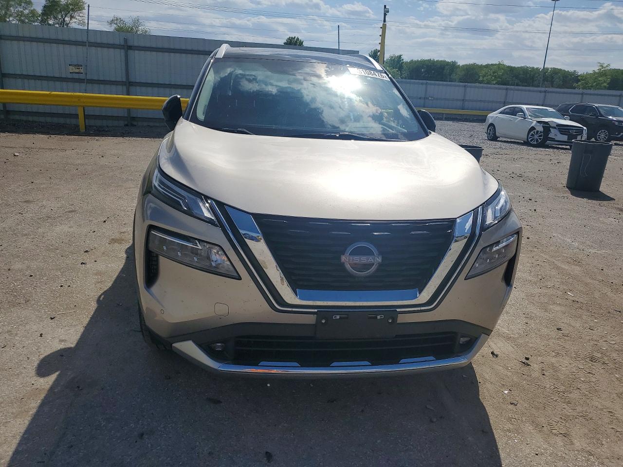 Nissan Rogue Platinum