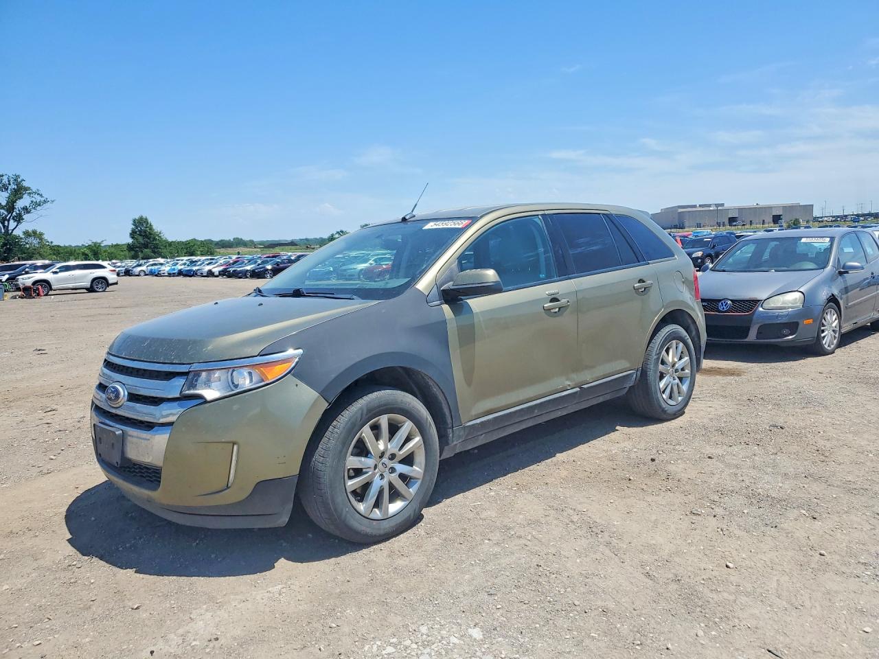 Salvage Ford Edge Image
