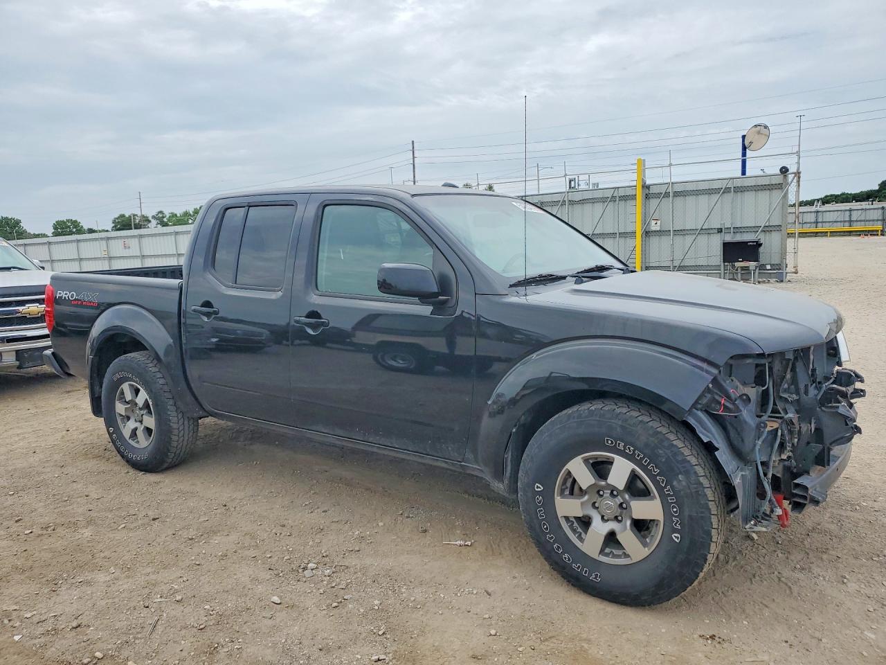 Nissan Frontier S