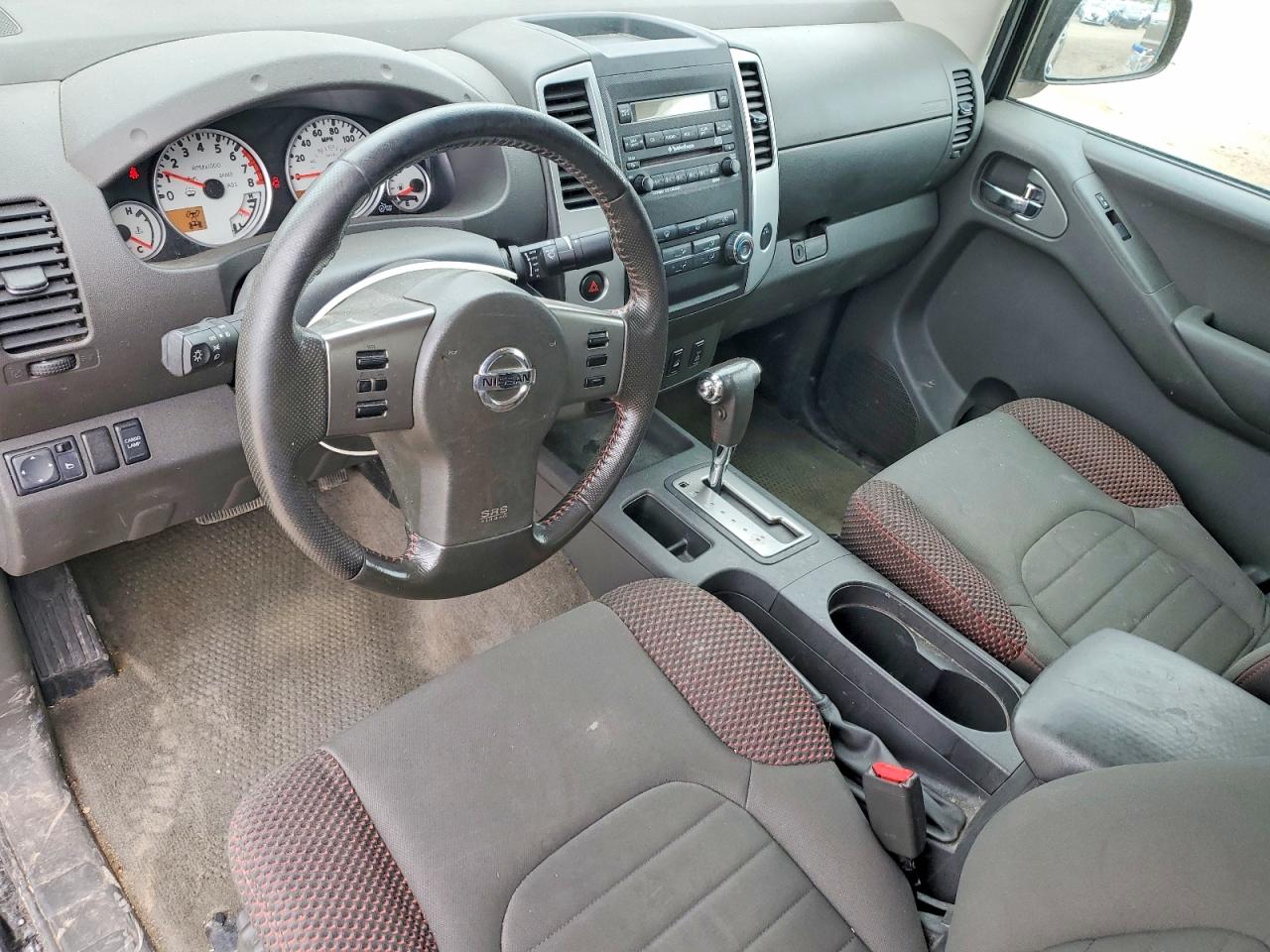 Nissan Frontier S