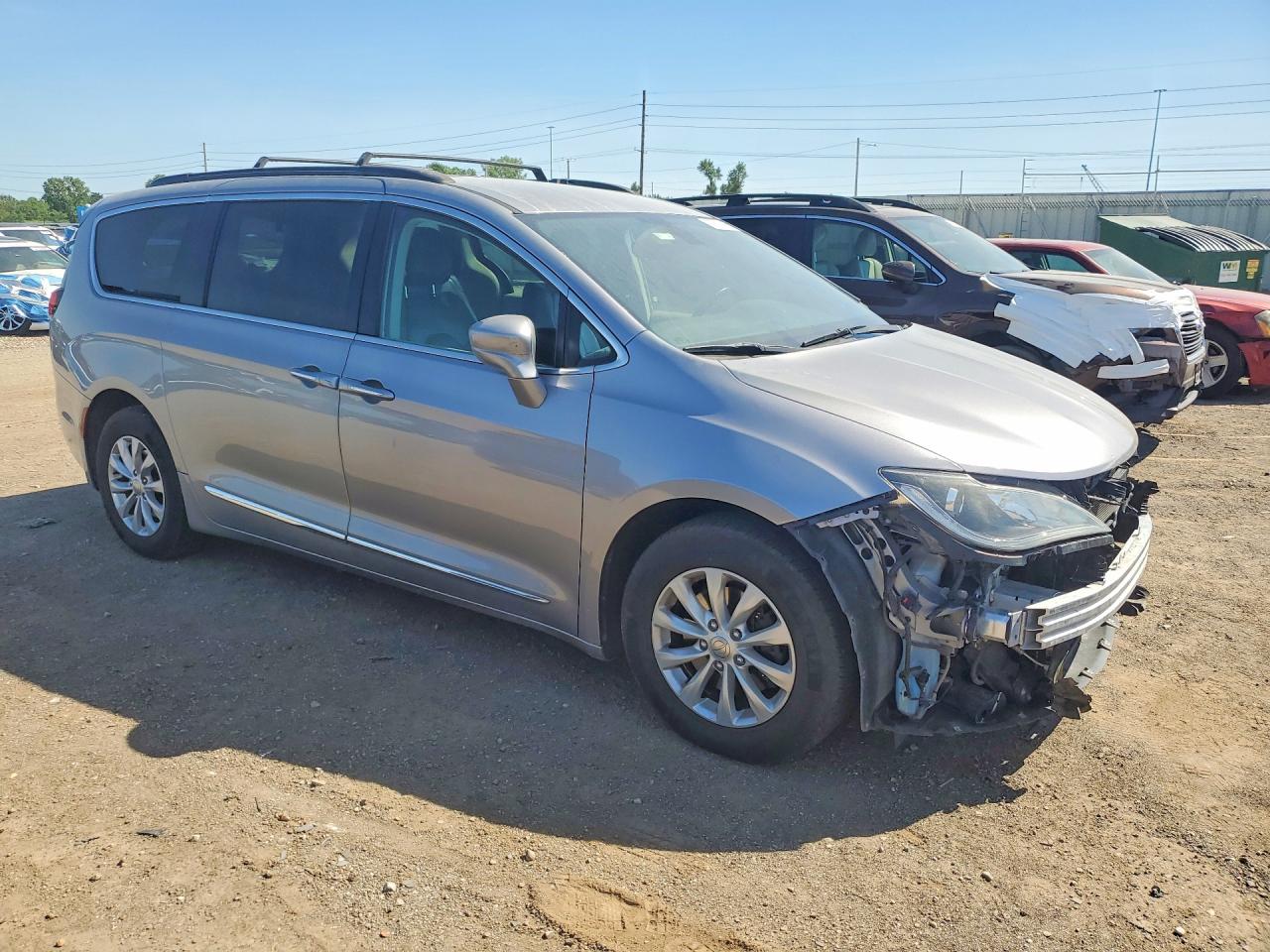 Chrysler Pacifica Touring L