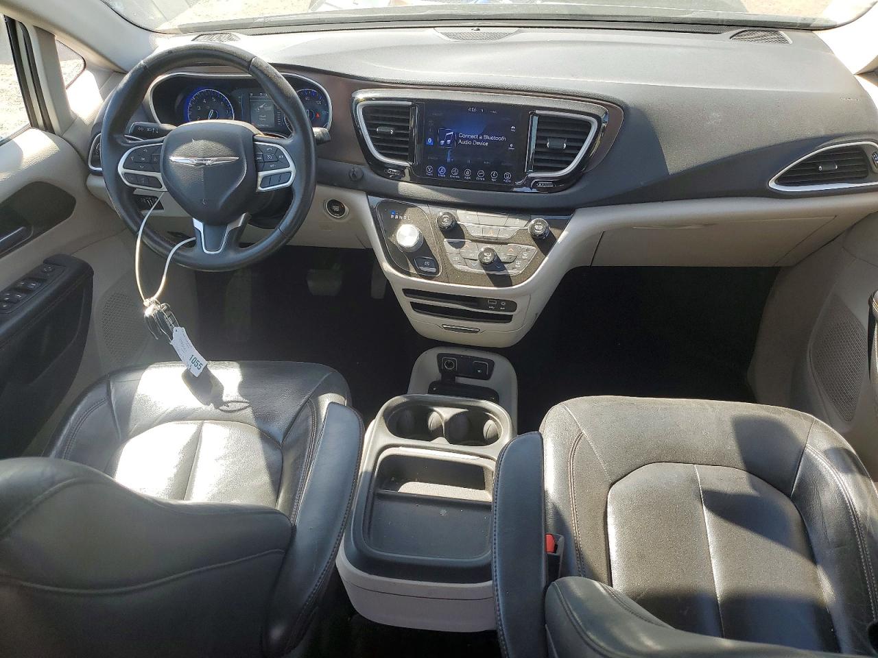 Chrysler Pacifica Touring L