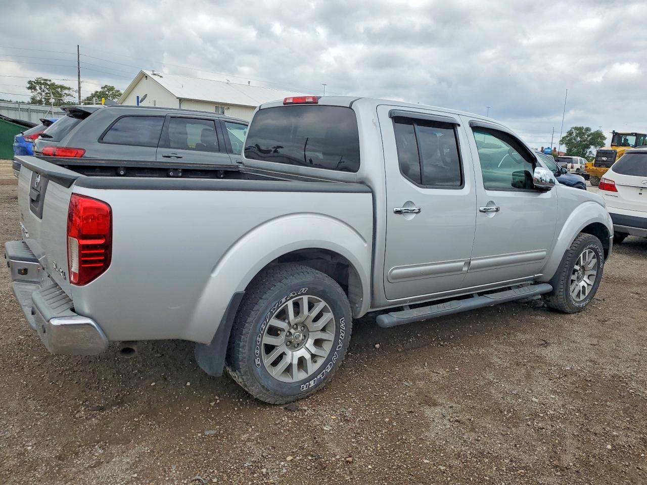 Nissan Frontier S