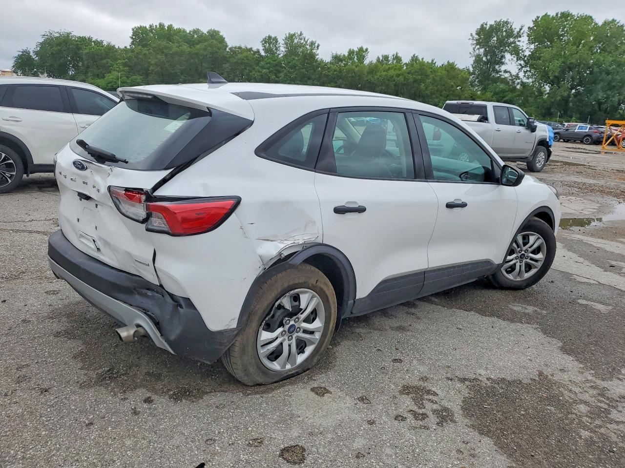 Ford Escape S