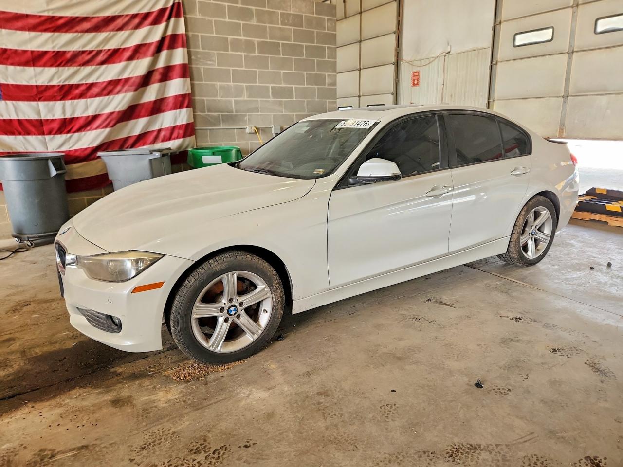 Salvage BMW 3 Series Image