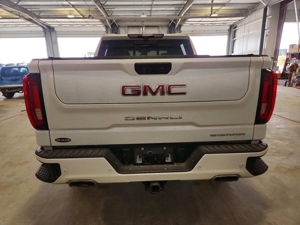 GMC Sierra K1500 Denali