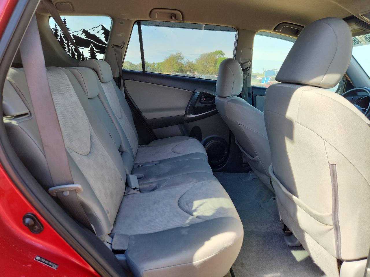 Toyota RAV4 Base