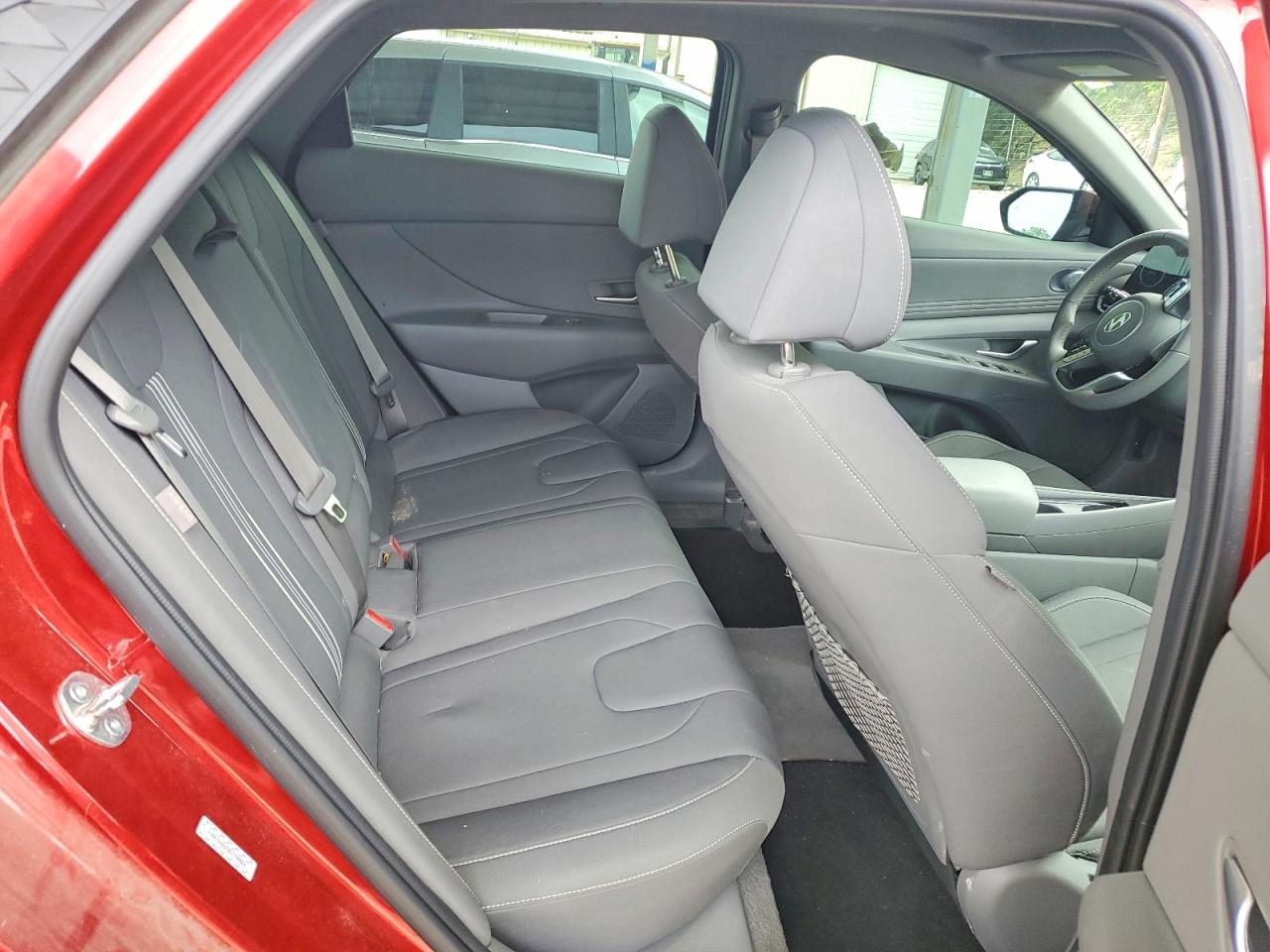 Hyundai ELANTRA Sel