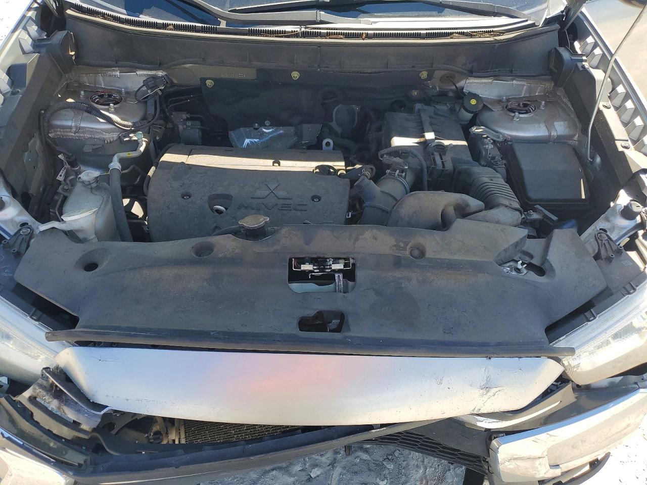 Mitsubishi Outlander Es