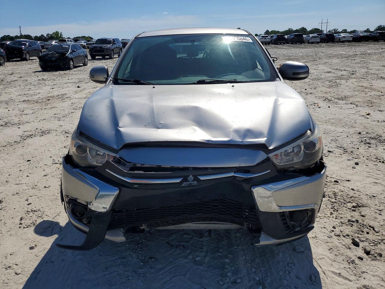 Mitsubishi Outlander Es