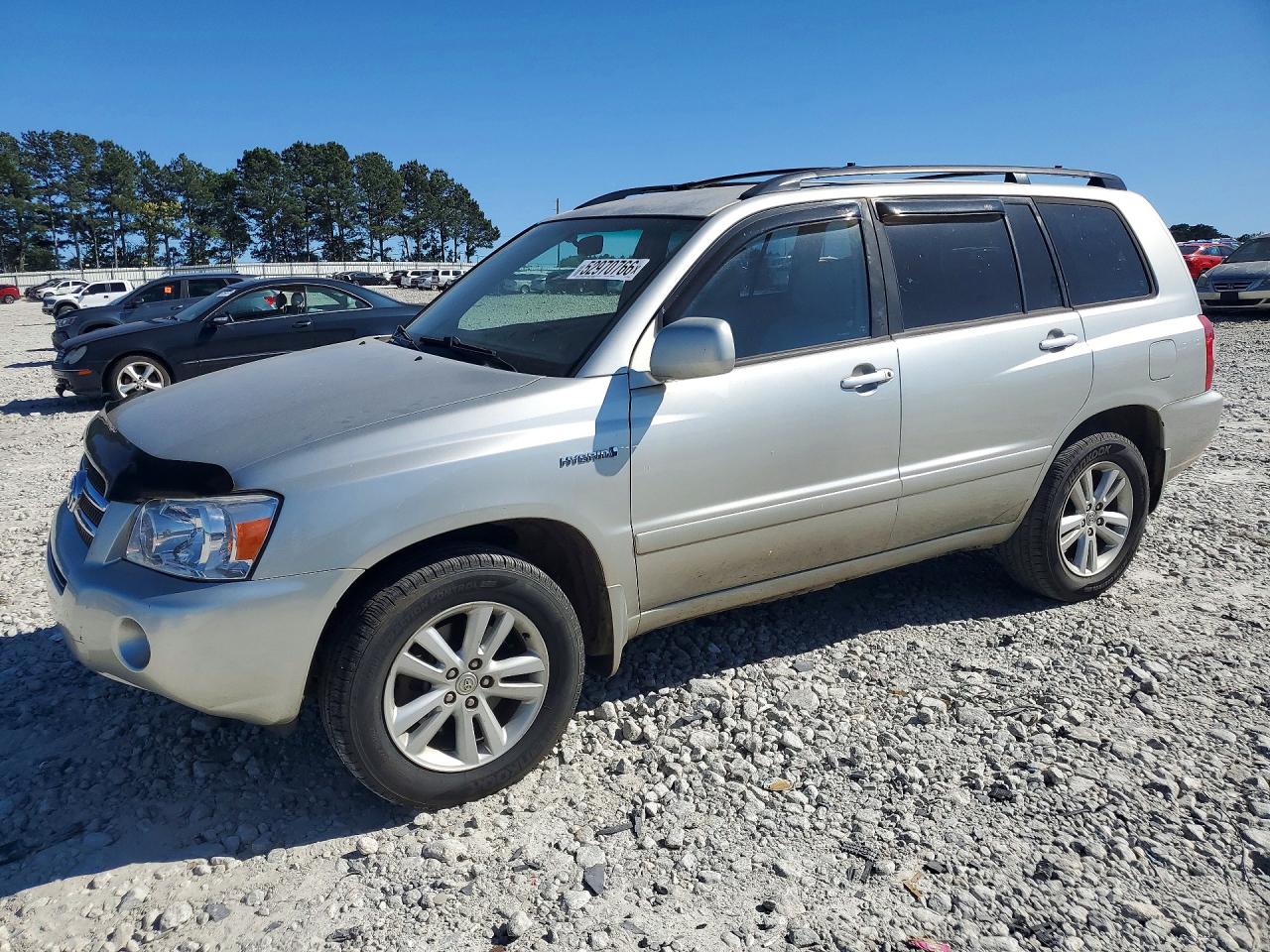 Salvage Toyota Highlander Image