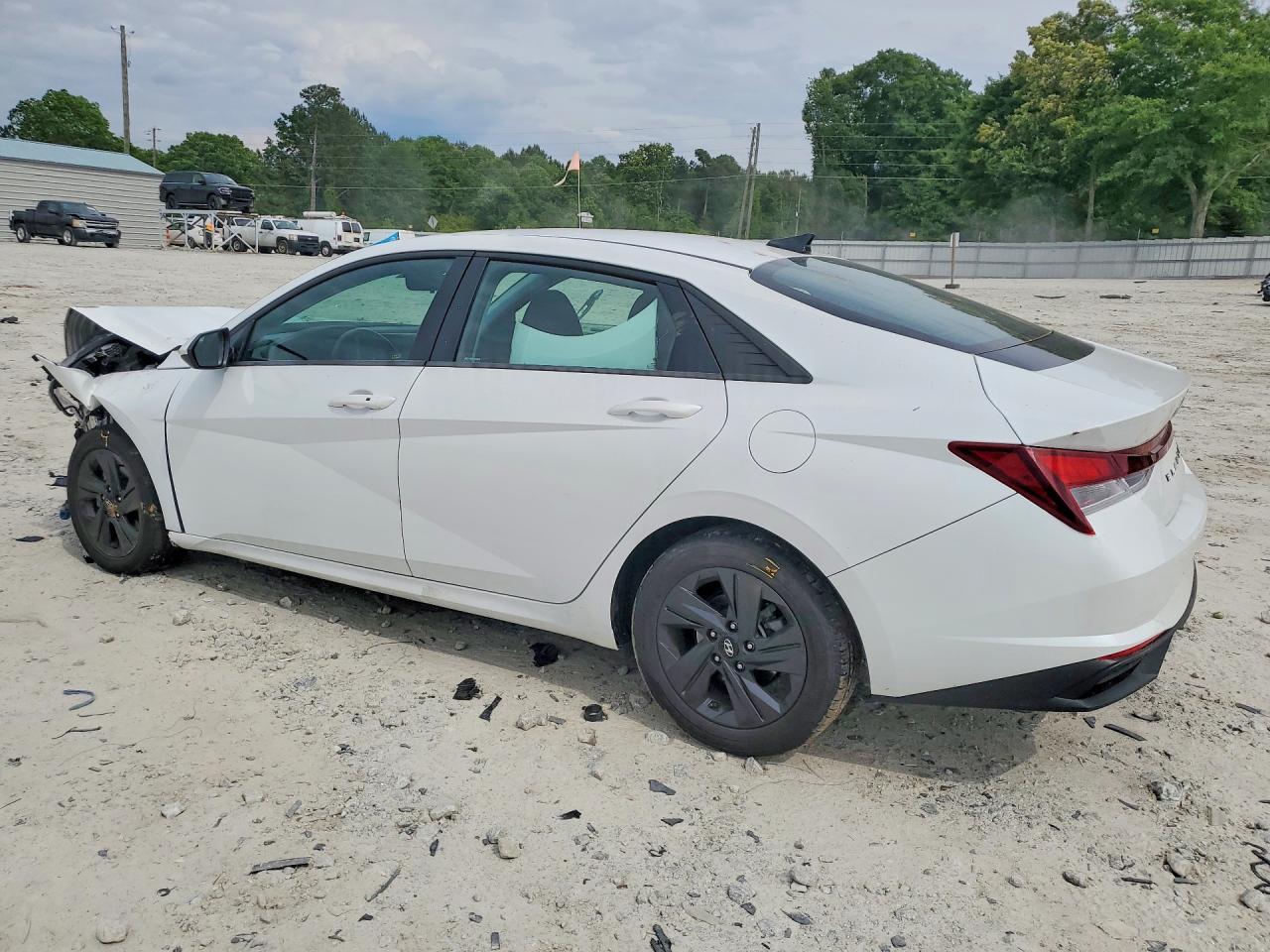 Hyundai ELANTRA Sel
