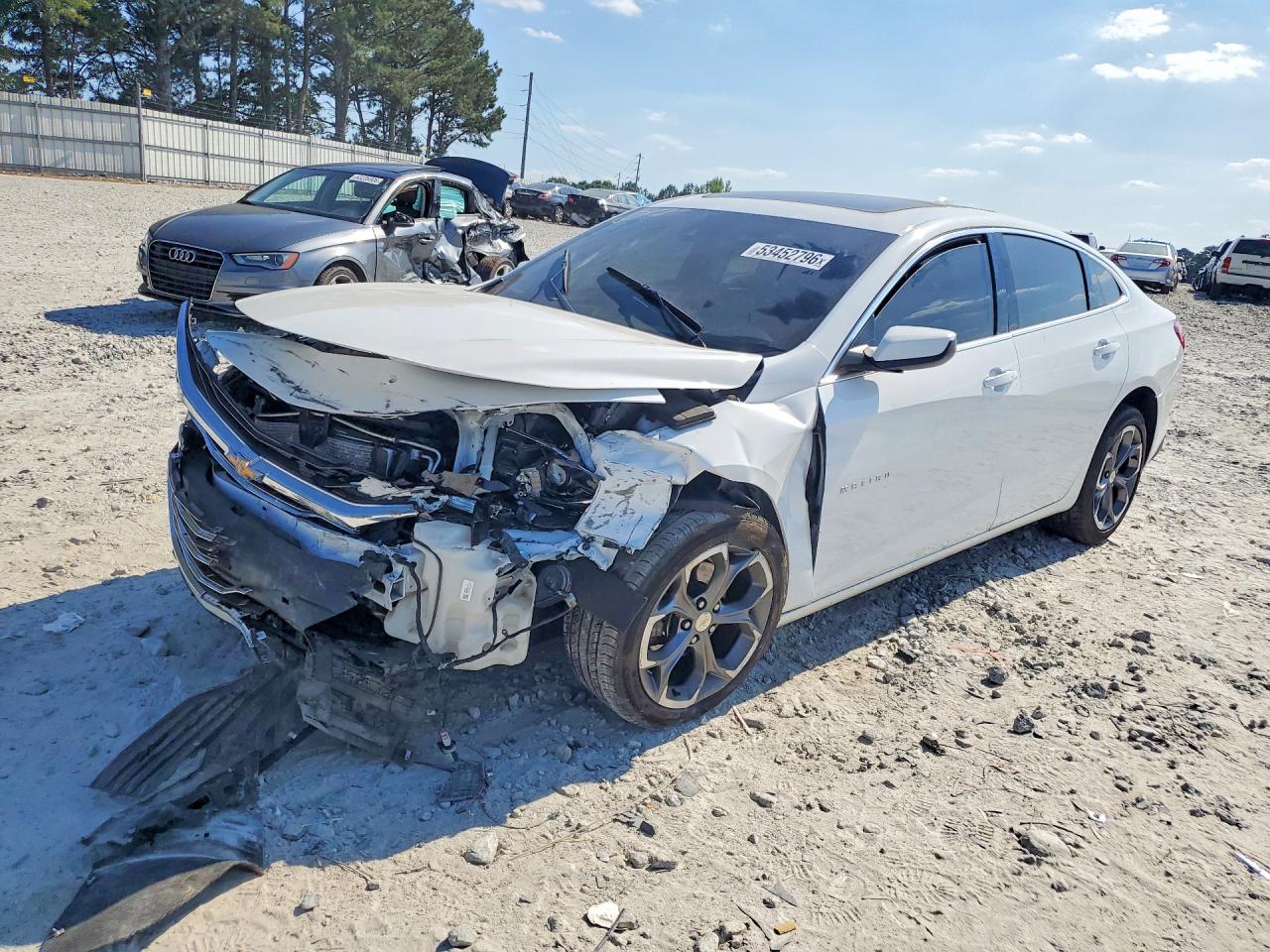 Salvage Chevrolet Malibu Image