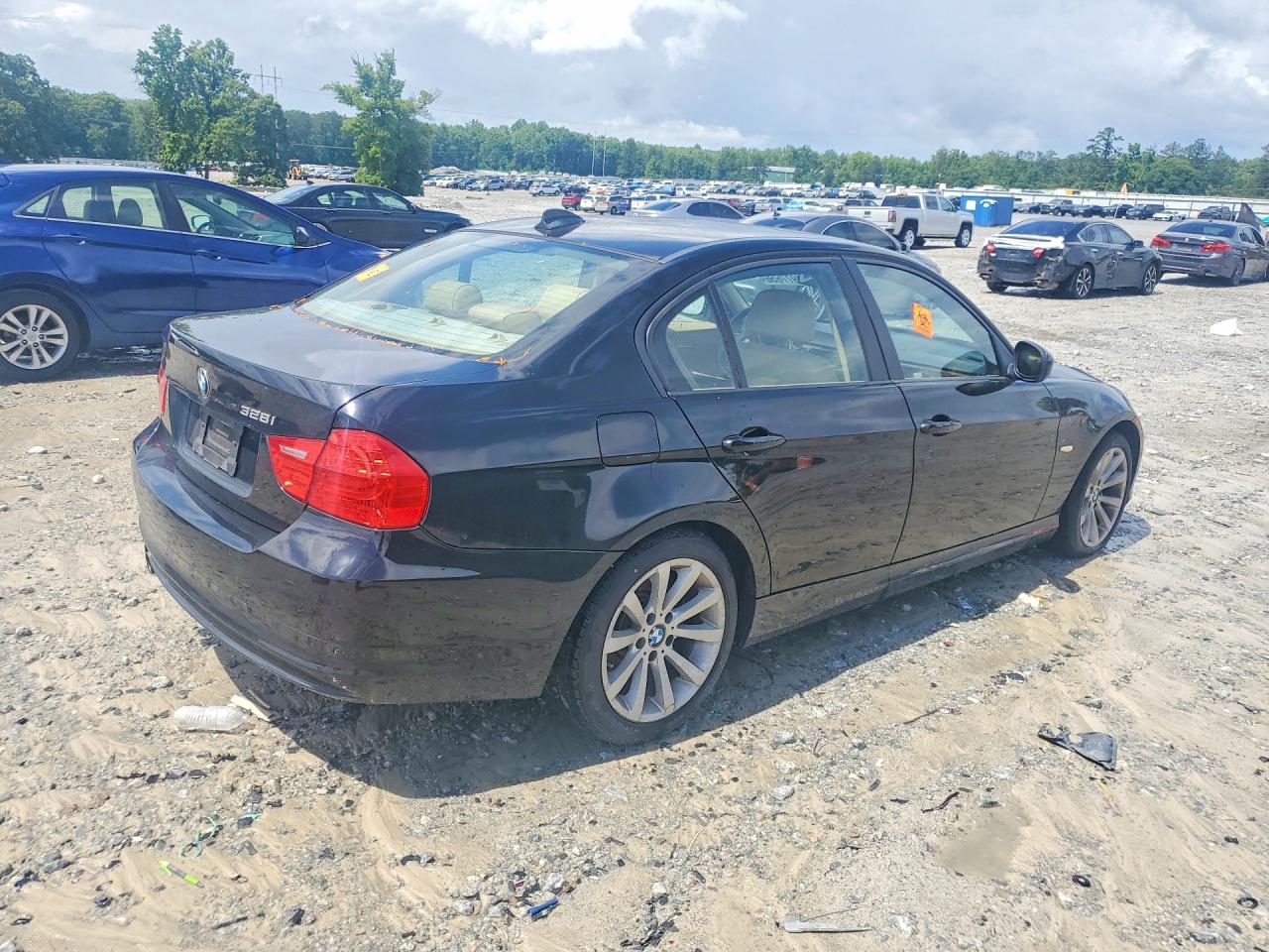 BMW 3 Series I
