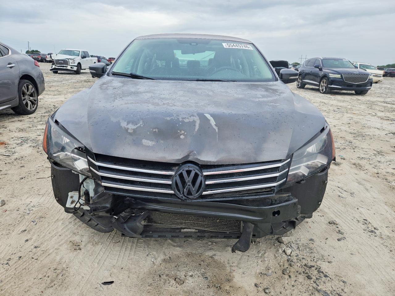 Volkswagen Passat S