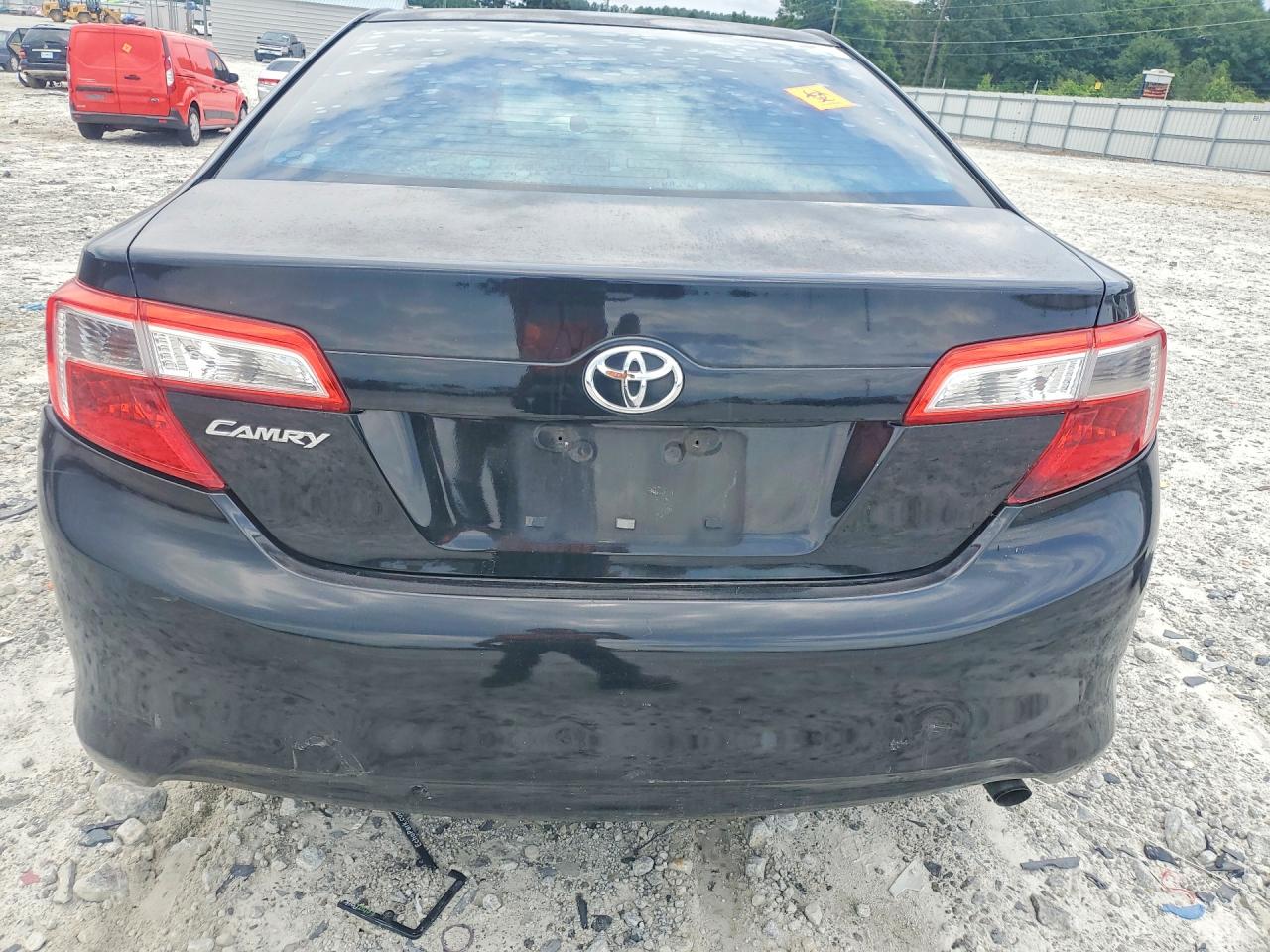 Toyota Camry L