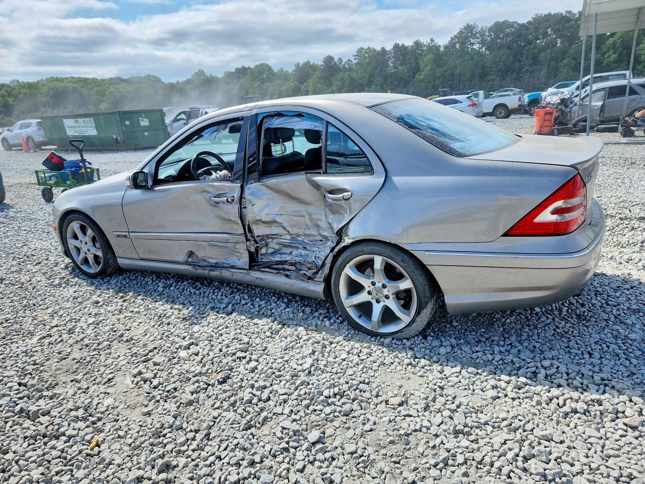 Mercedes-Benz C-Class 230