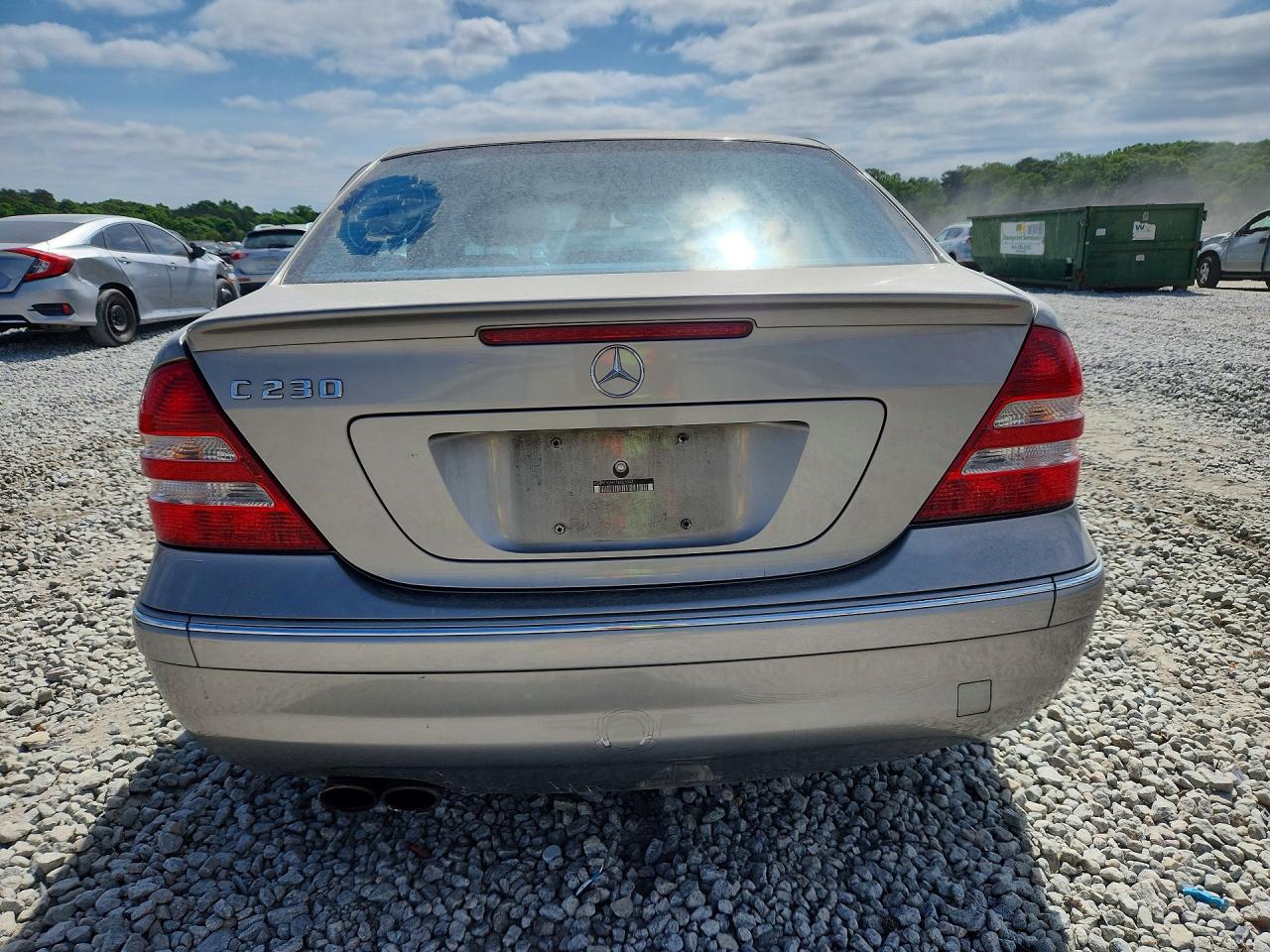 Mercedes-Benz C-Class 230