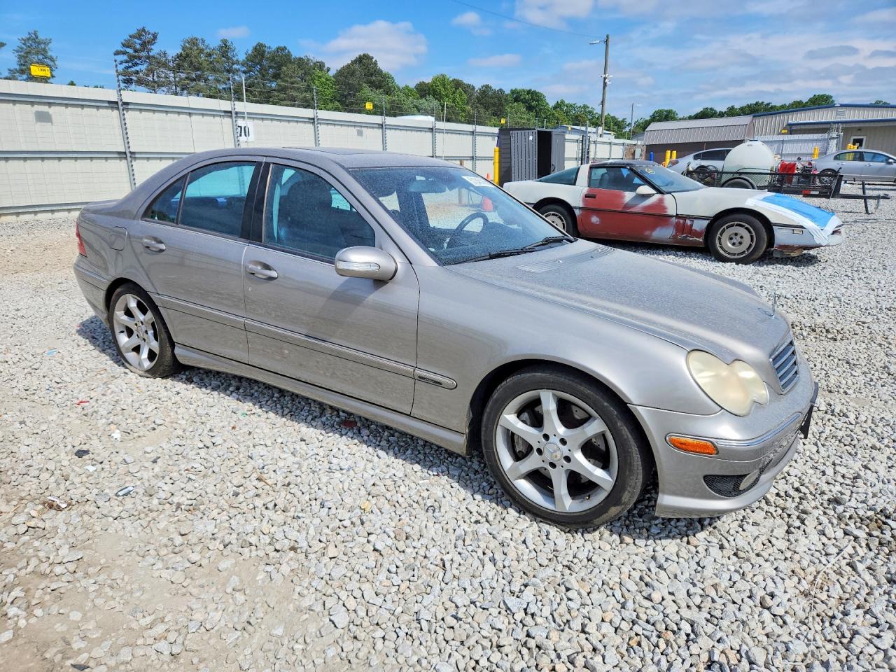 Mercedes-Benz C-Class 230