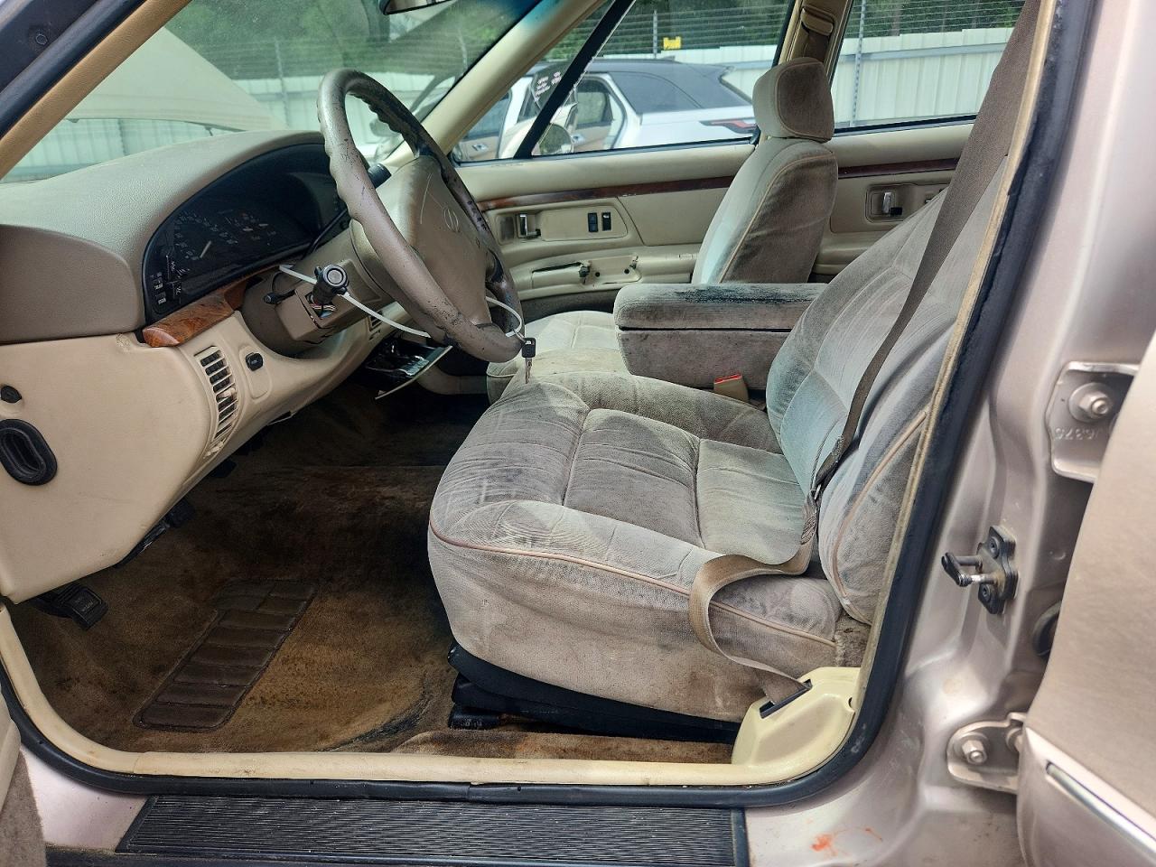 Oldsmobile 88 Base