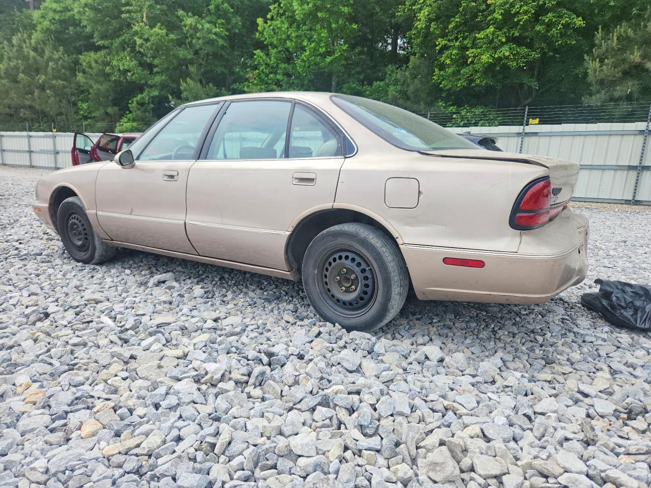 Oldsmobile 88 Base