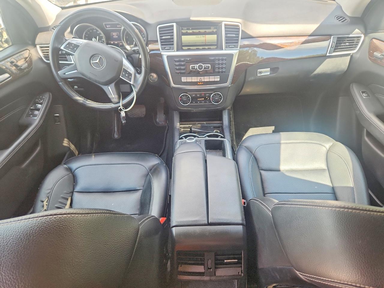 Mercedes-Benz M-Class 350
