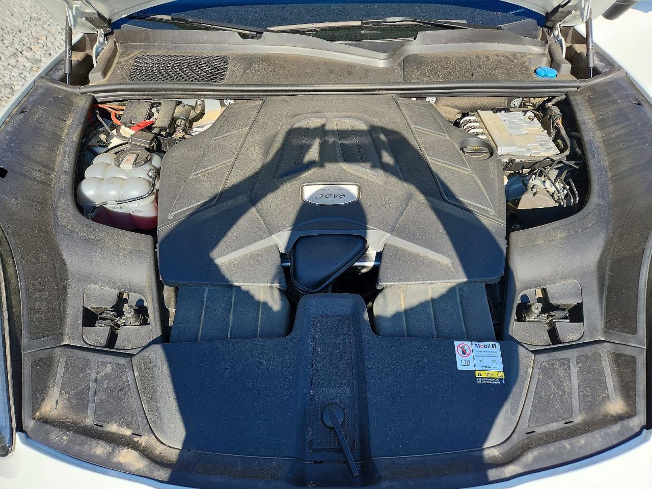 Porsche Cayenne Base