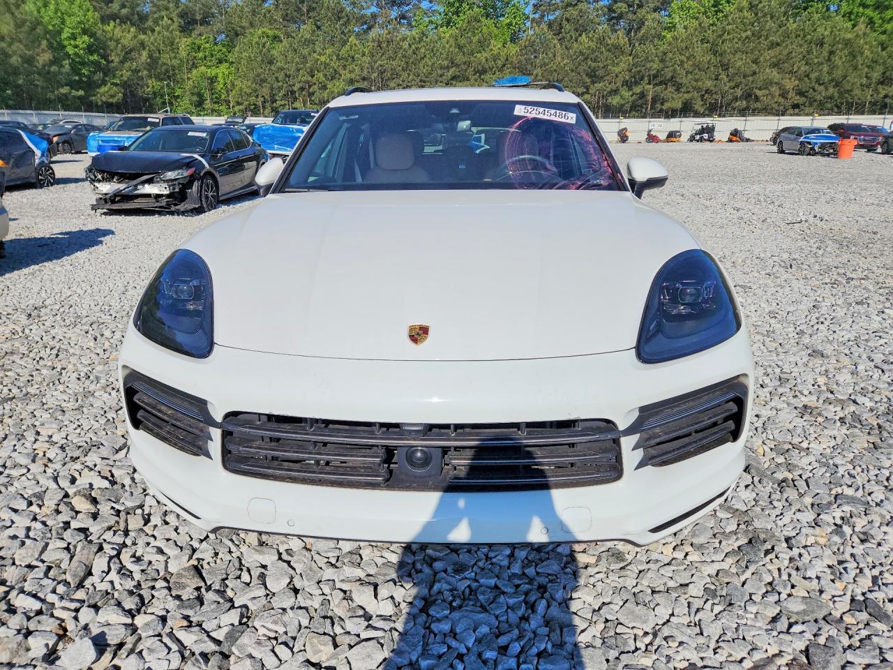 Porsche Cayenne Base