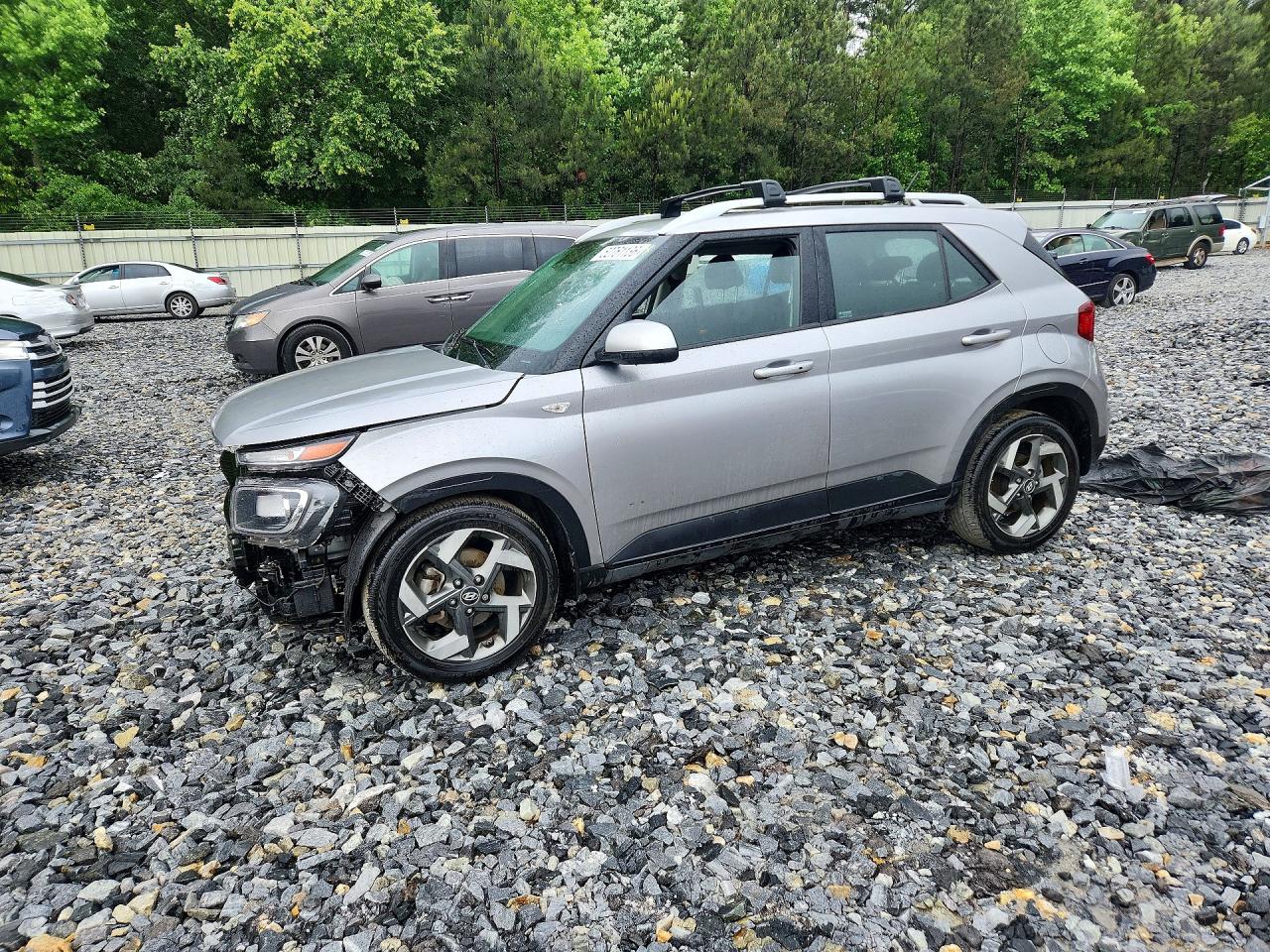 Salvage Hyundai VENUE Image