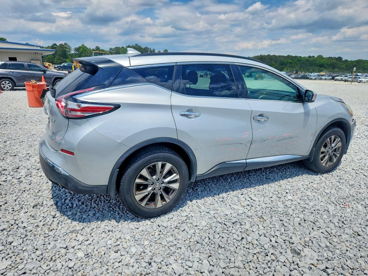 Nissan Murano Sv