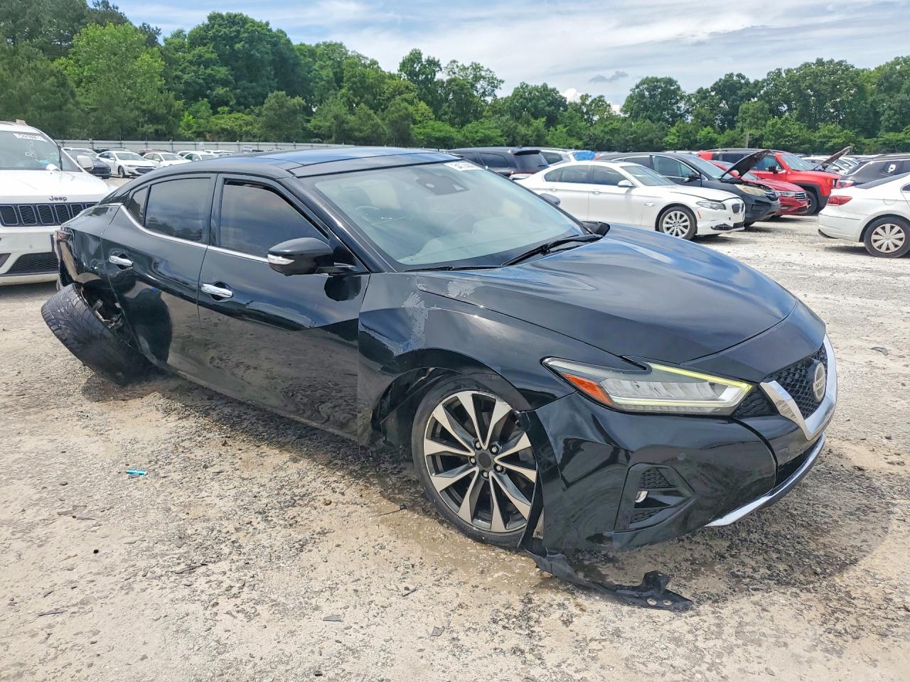 Nissan Maxima Platinum