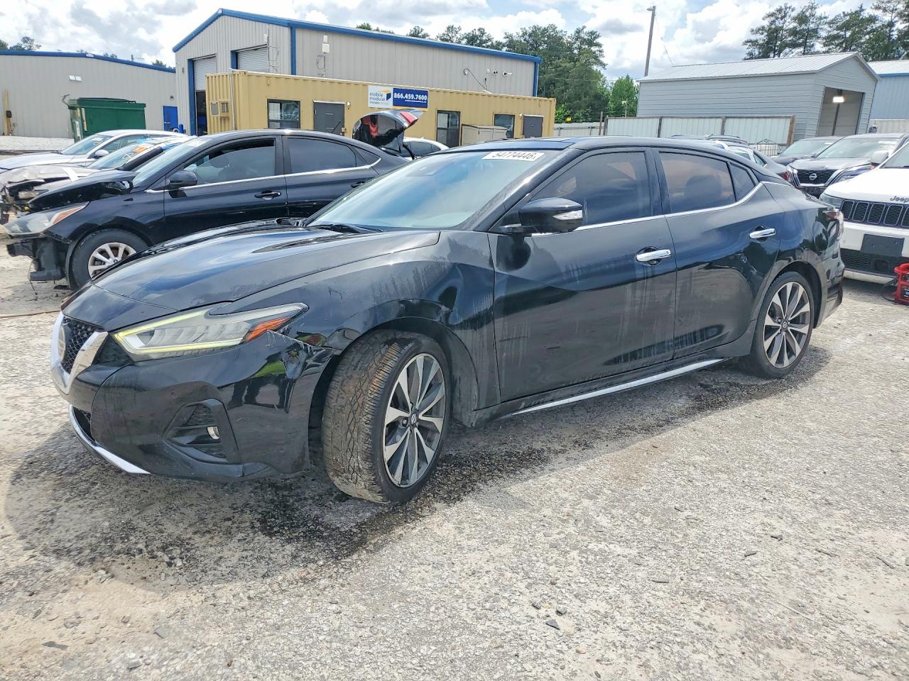 Salvage Nissan Maxima Image