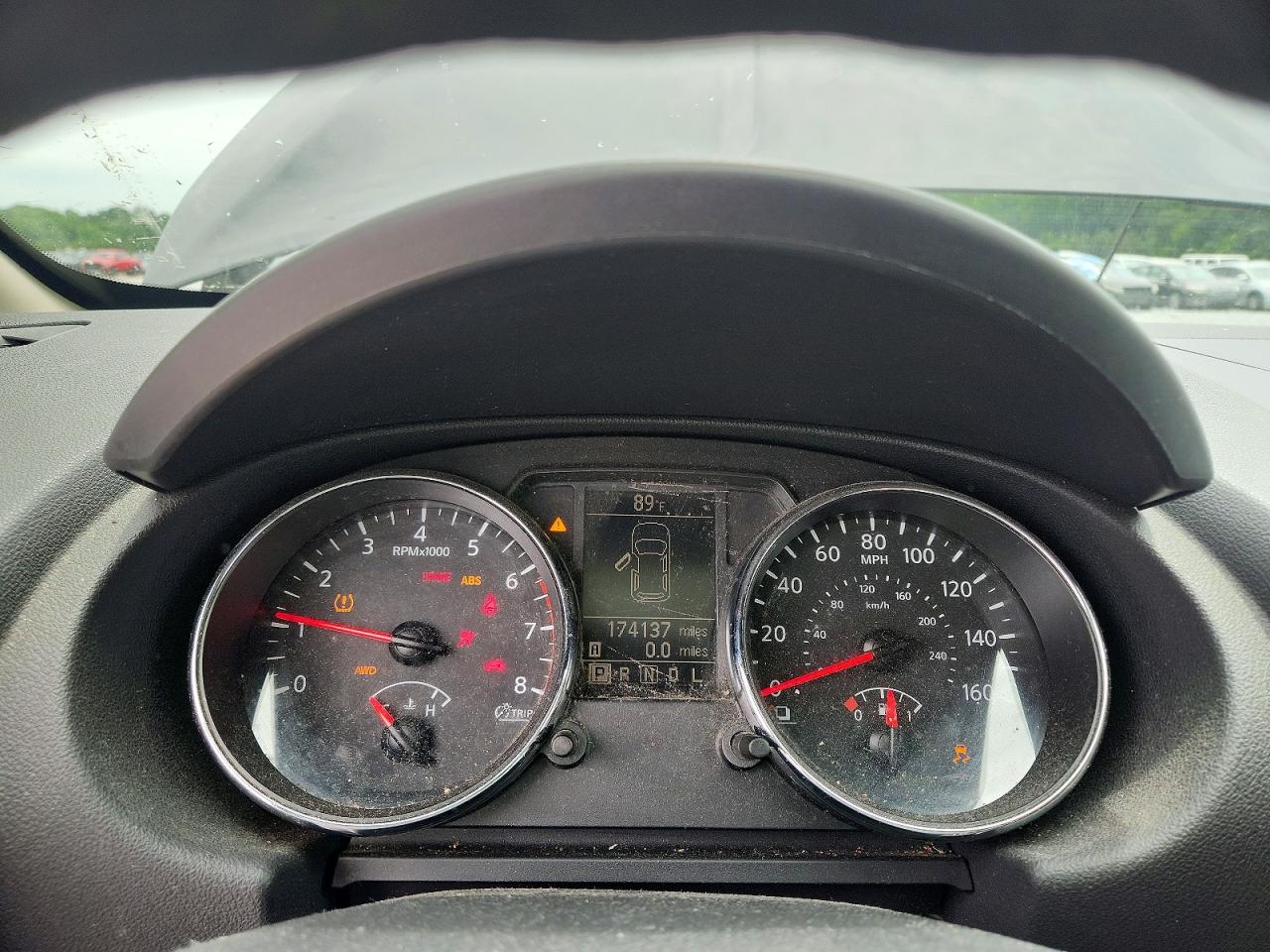 Nissan Rogue S