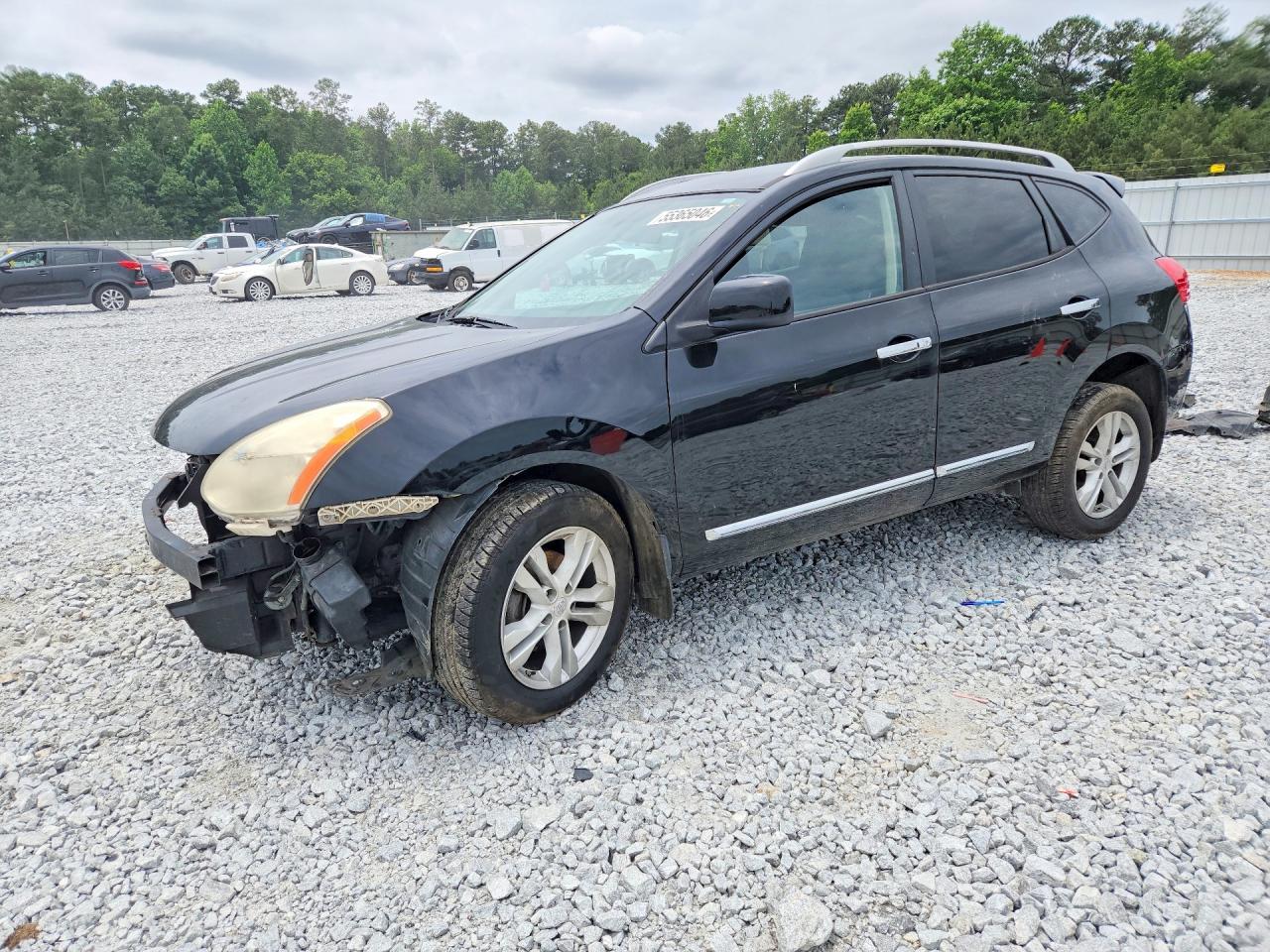 Salvage Nissan Rogue Image