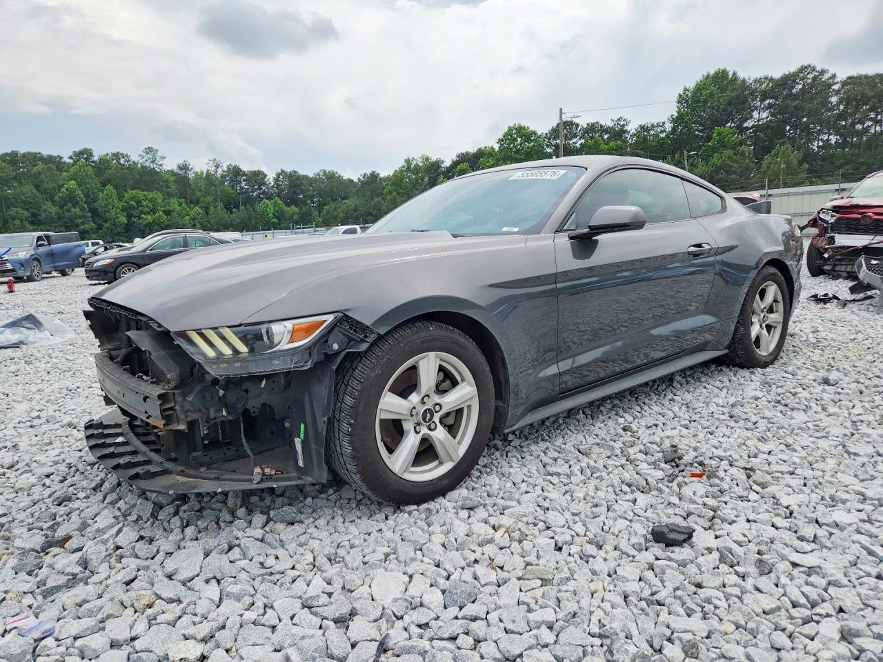 Salvage Ford Mustang Image