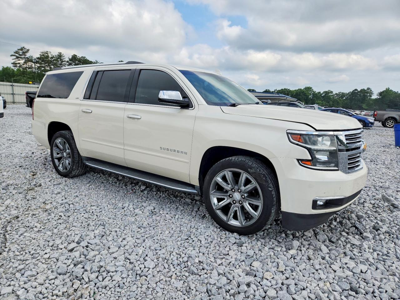 Chevrolet Suburban C1500 Ltz