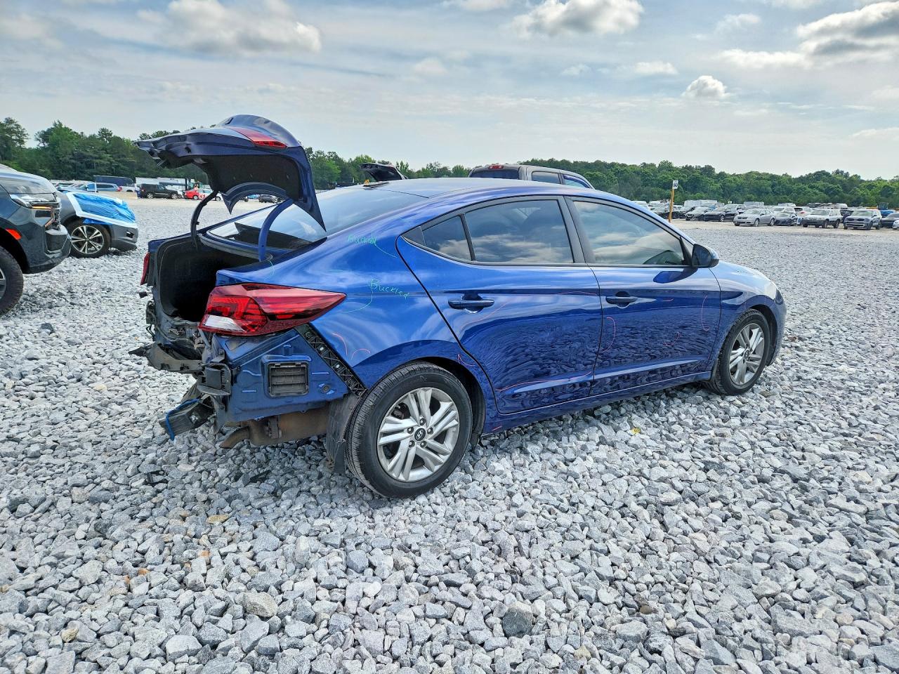 Hyundai ELANTRA Sel