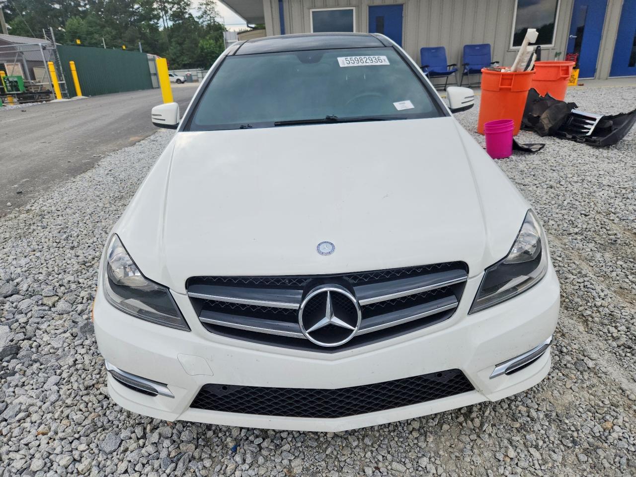 Mercedes-Benz C-Class 250