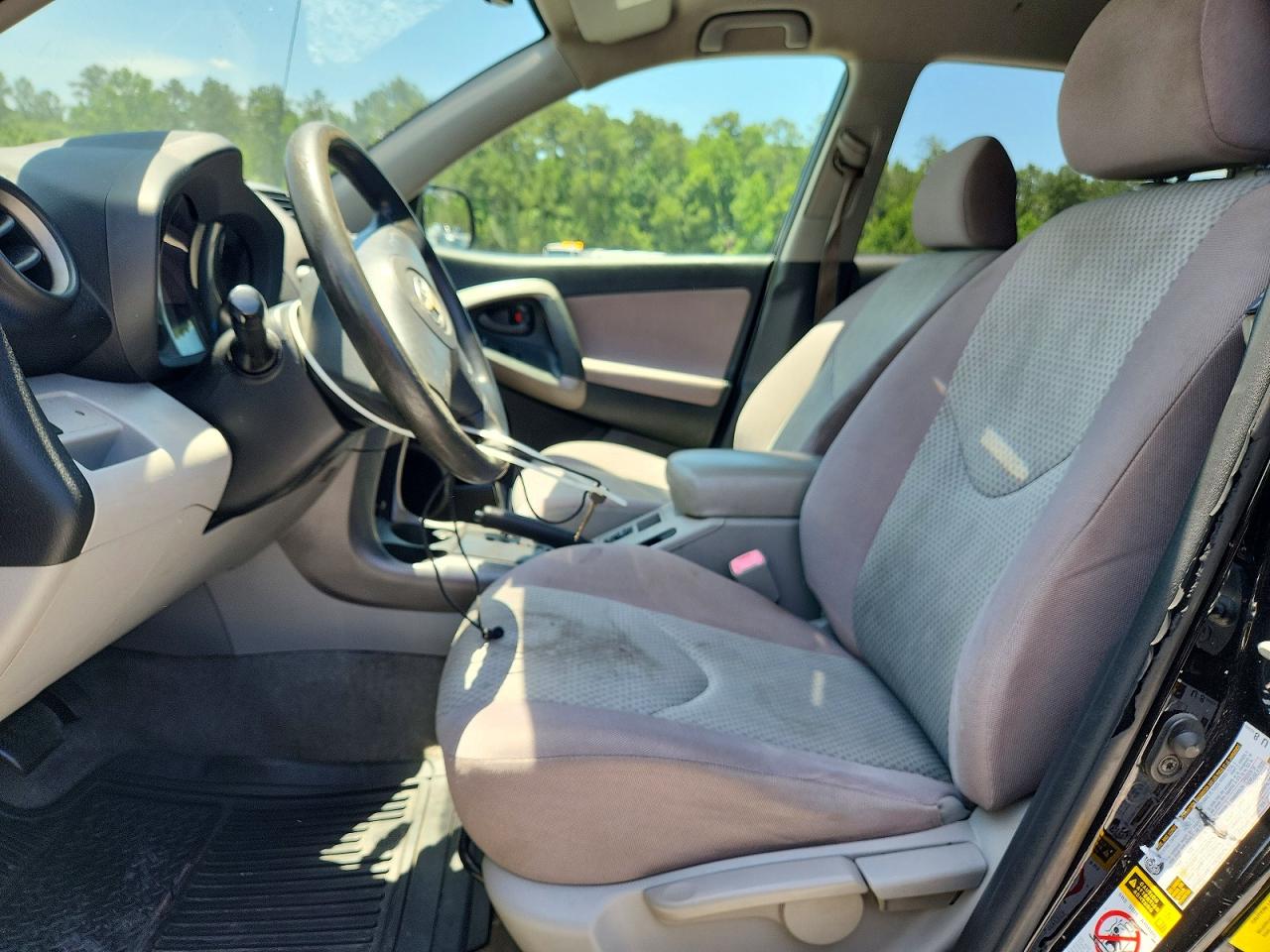 Toyota RAV4 Base