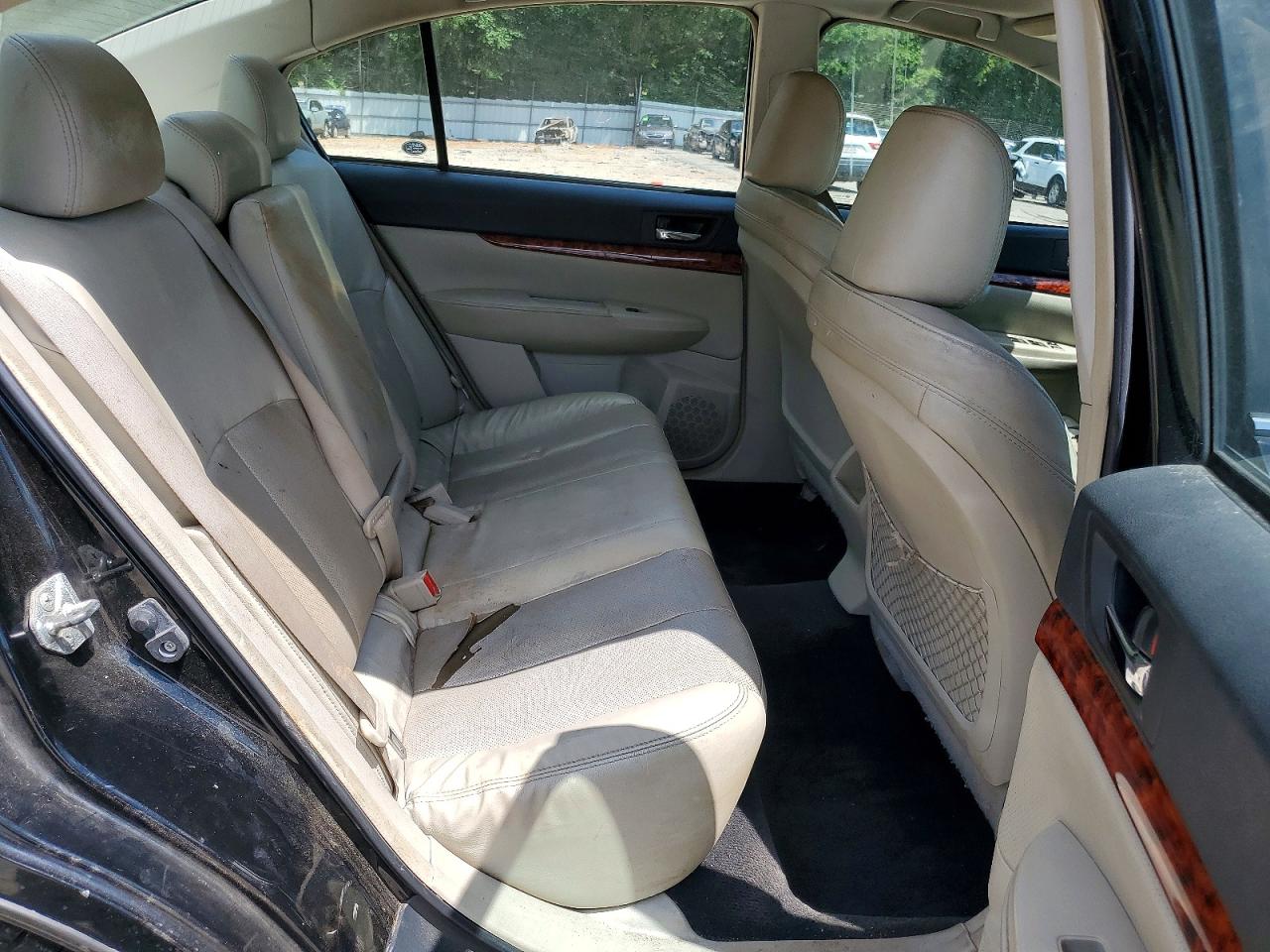 Subaru Legacy 3.6r Limited