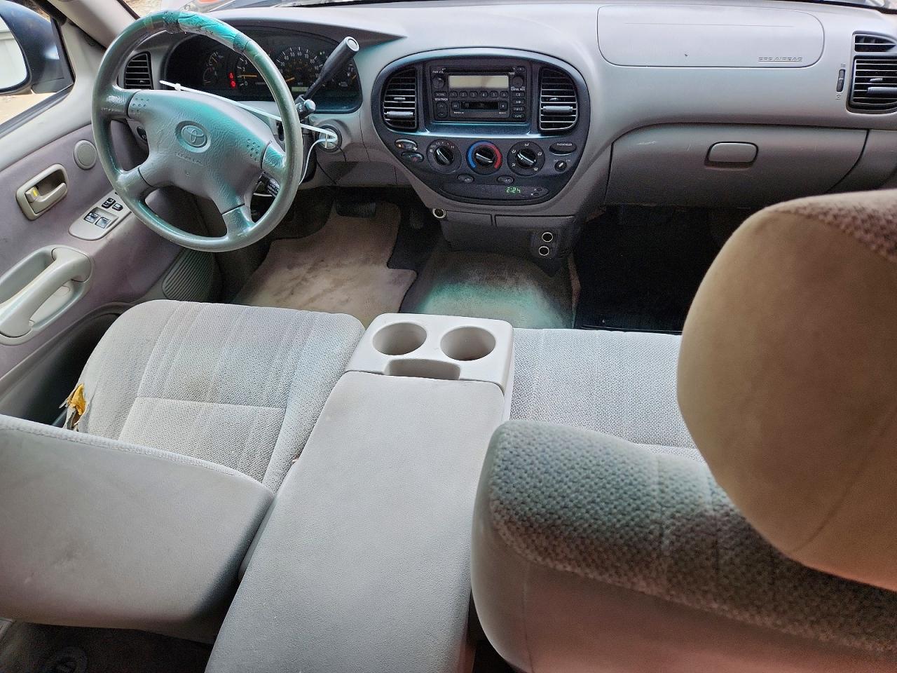 Toyota Tundra Sr5 V8