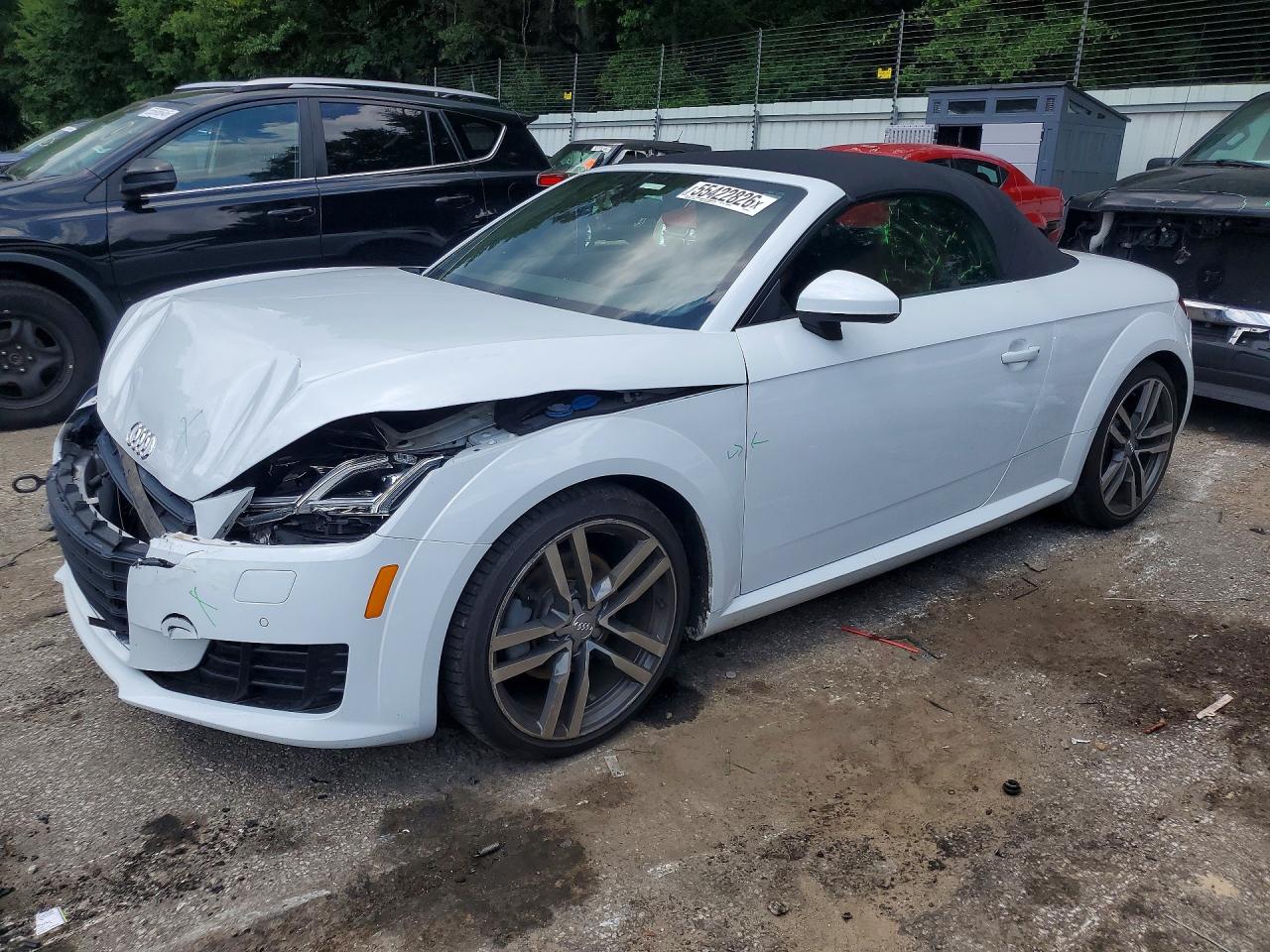 Salvage Audi TT Image