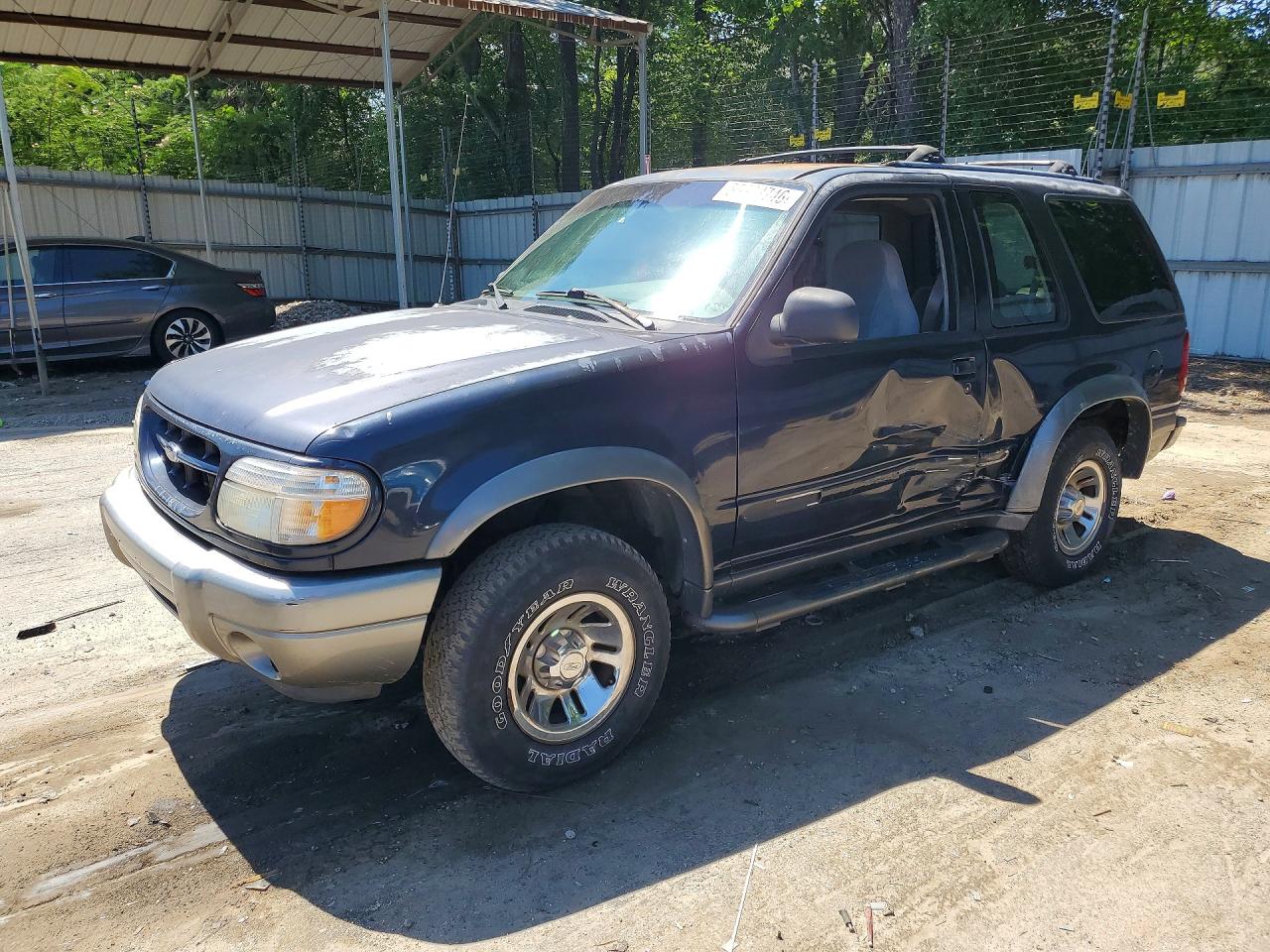Salvage Ford Explorer Image