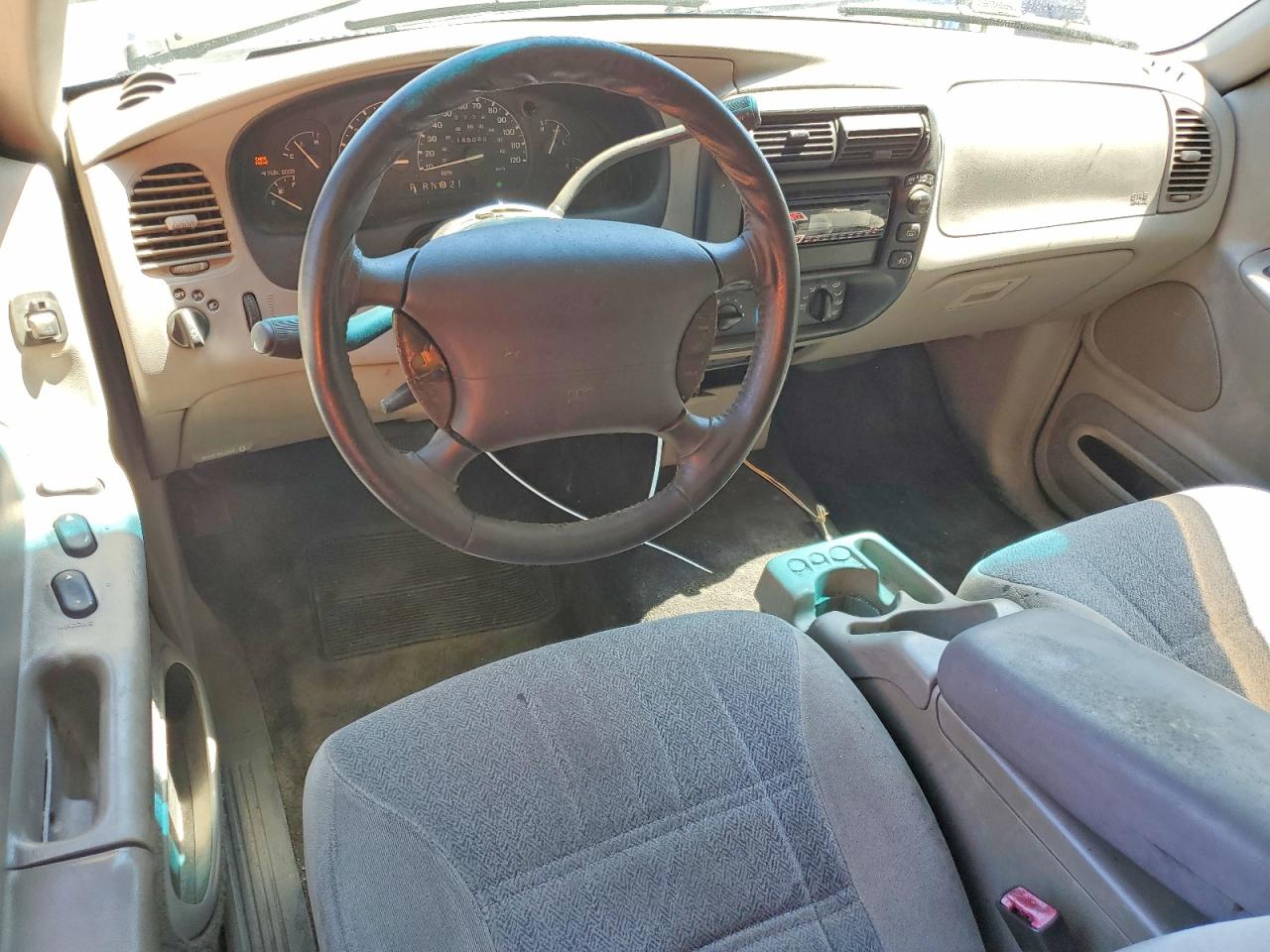 Ford Explorer Sport