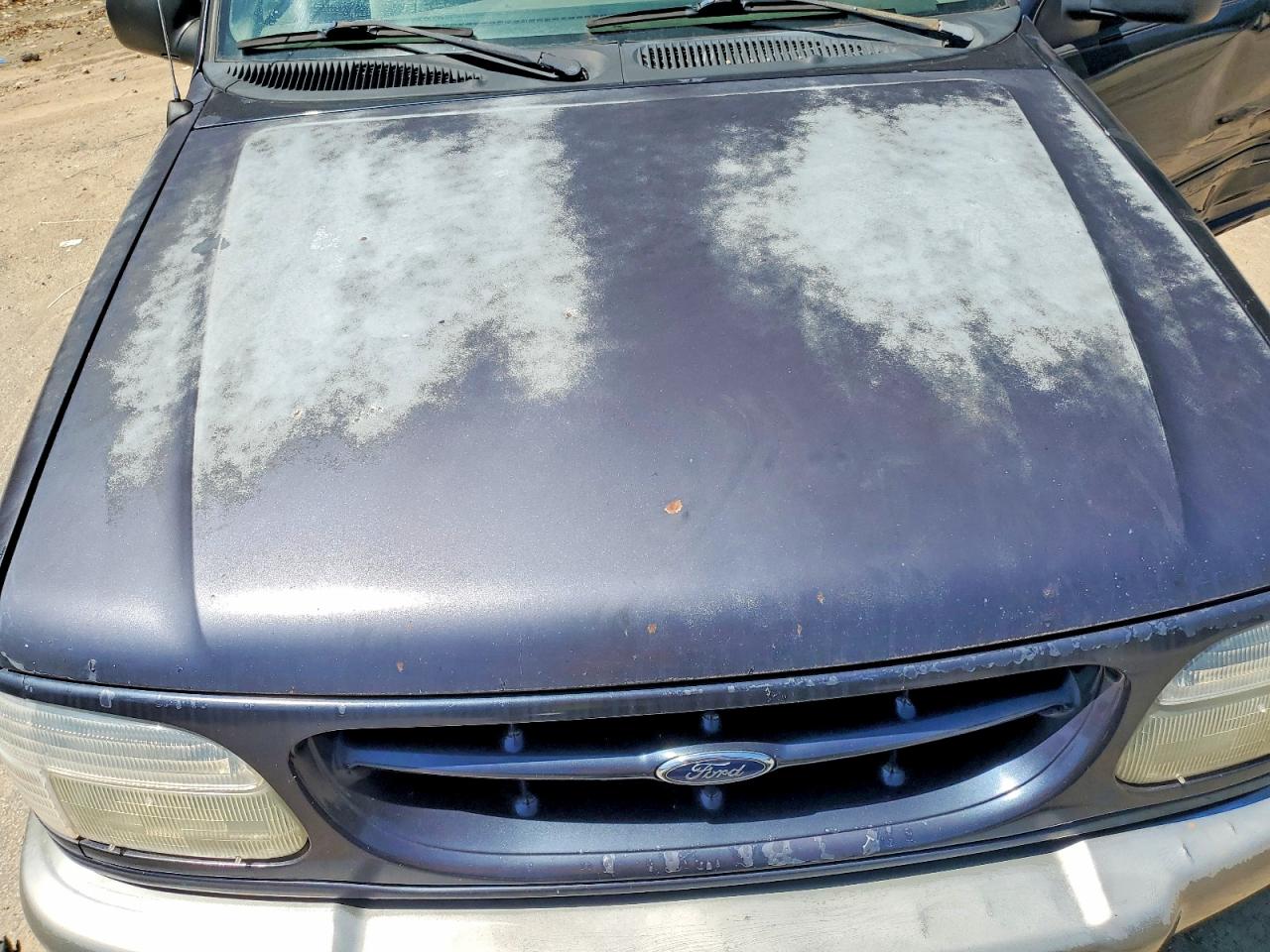 Ford Explorer Sport
