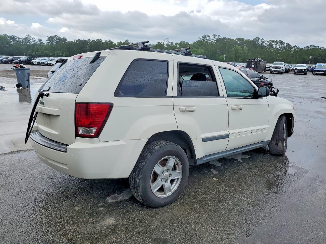 Jeep Cherokee Laredo